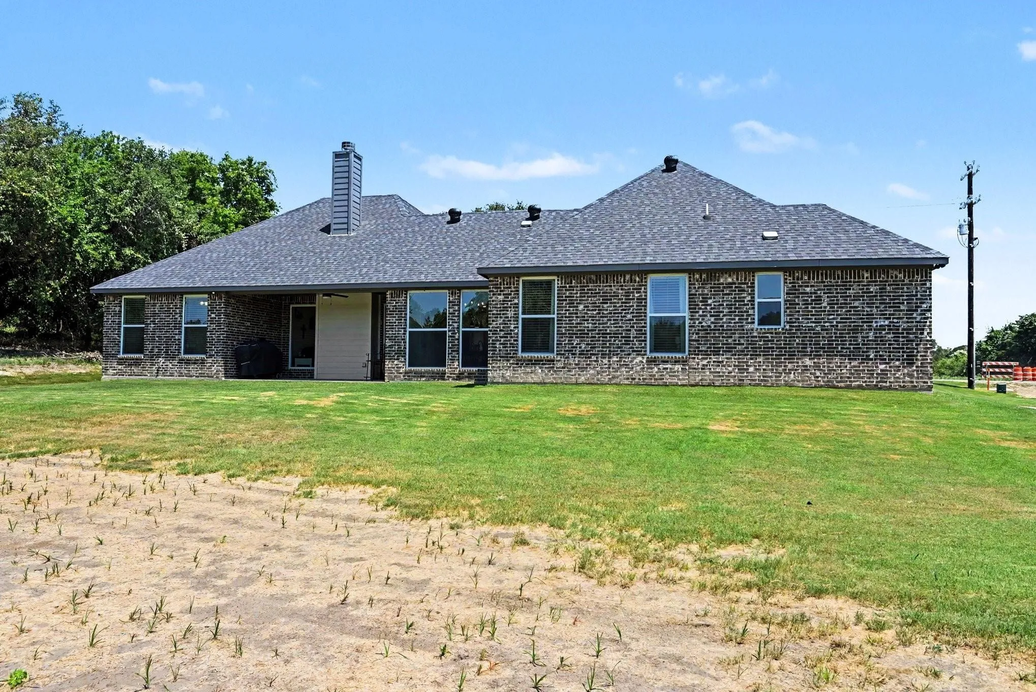Single Family Residence For Sale in Parker County , 606 Central Road, Weatherford, Texas 76088, 3 Bedroom, 3 Bathroom, 2 Garage spaces, 2,162 Sqft, built in 2022, mls#21350657, Real Estate Agent in Weatherford, Homes For Sale in Parker county, Homes For Sale in Weatherford, Realtor in Weatherford Texas, Real Estate Brokerage Independent Realty Texas, Luminita Cordes Realtor