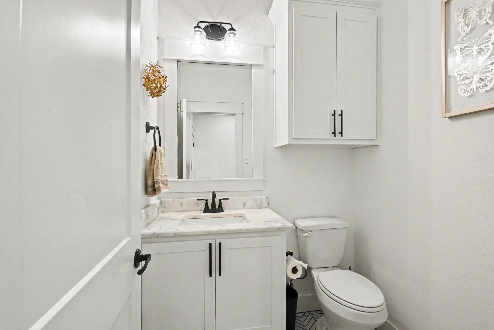 Single Family Residence For Sale in Parker County , 606 Central Road, Weatherford, Texas 76088, 3 Bedroom, 3 Bathroom, 2 Garage spaces, 2,162 Sqft, built in 2022, mls#21350657, Real Estate Agent in Weatherford, Homes For Sale in Parker county, Homes For Sale in Weatherford, Realtor in Weatherford Texas, Real Estate Brokerage Independent Realty Texas, Luminita Cordes Realtor