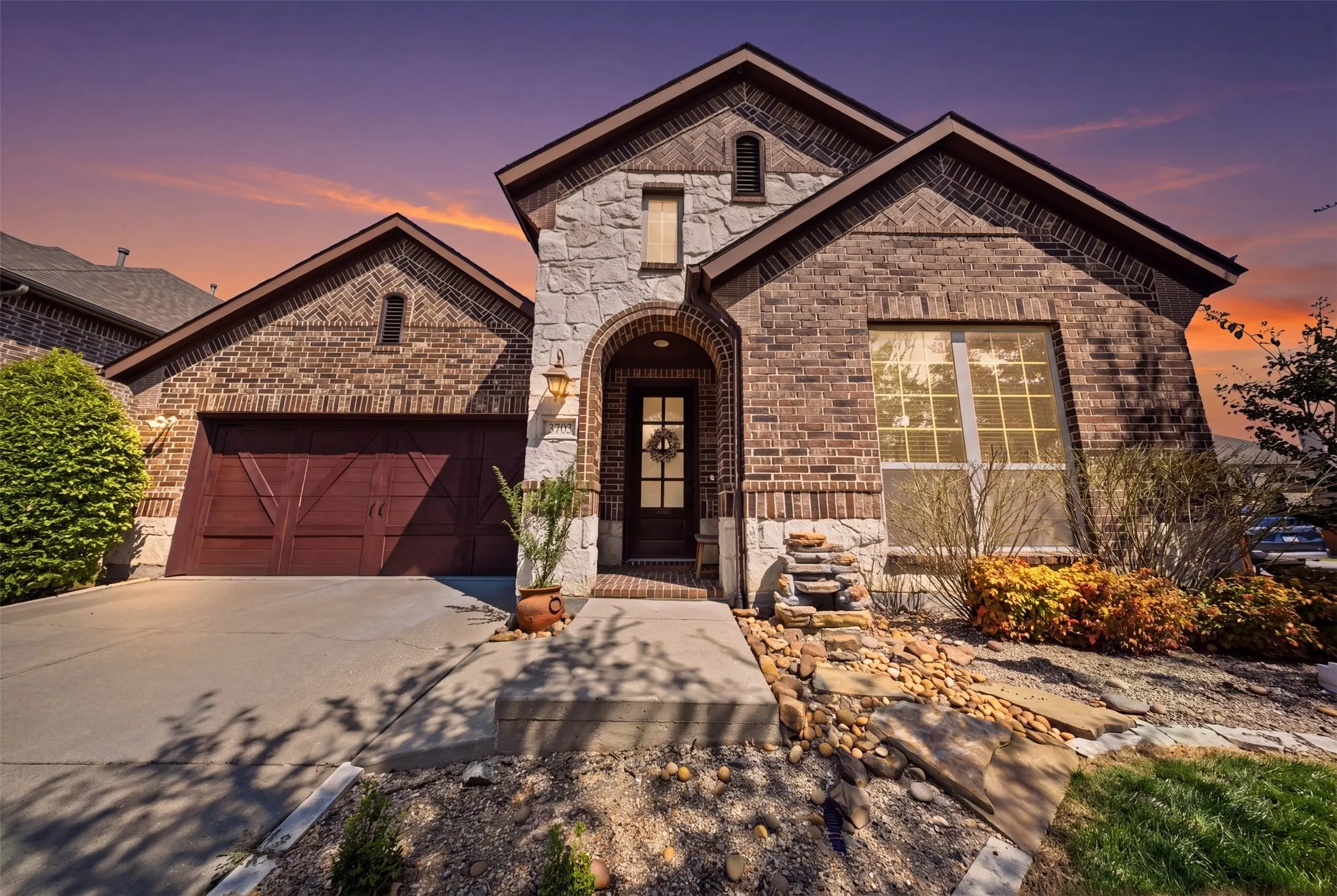 Single Family Residence For Sale in Collin County , 3703 Wagon Wheel Way, Celina, Texas 75009, 4 Bedroom, 4 Bathroom, 2 Garage spaces, 3,415 Sqft, built in 2014, mls#21349656, Real Estate Agent in Celina, Homes For Sale in Collin county, Homes For Sale in Celina, Realtor in Celina Texas, Real Estate Brokerage Independent Realty Texas, Luminita Cordes Realtor