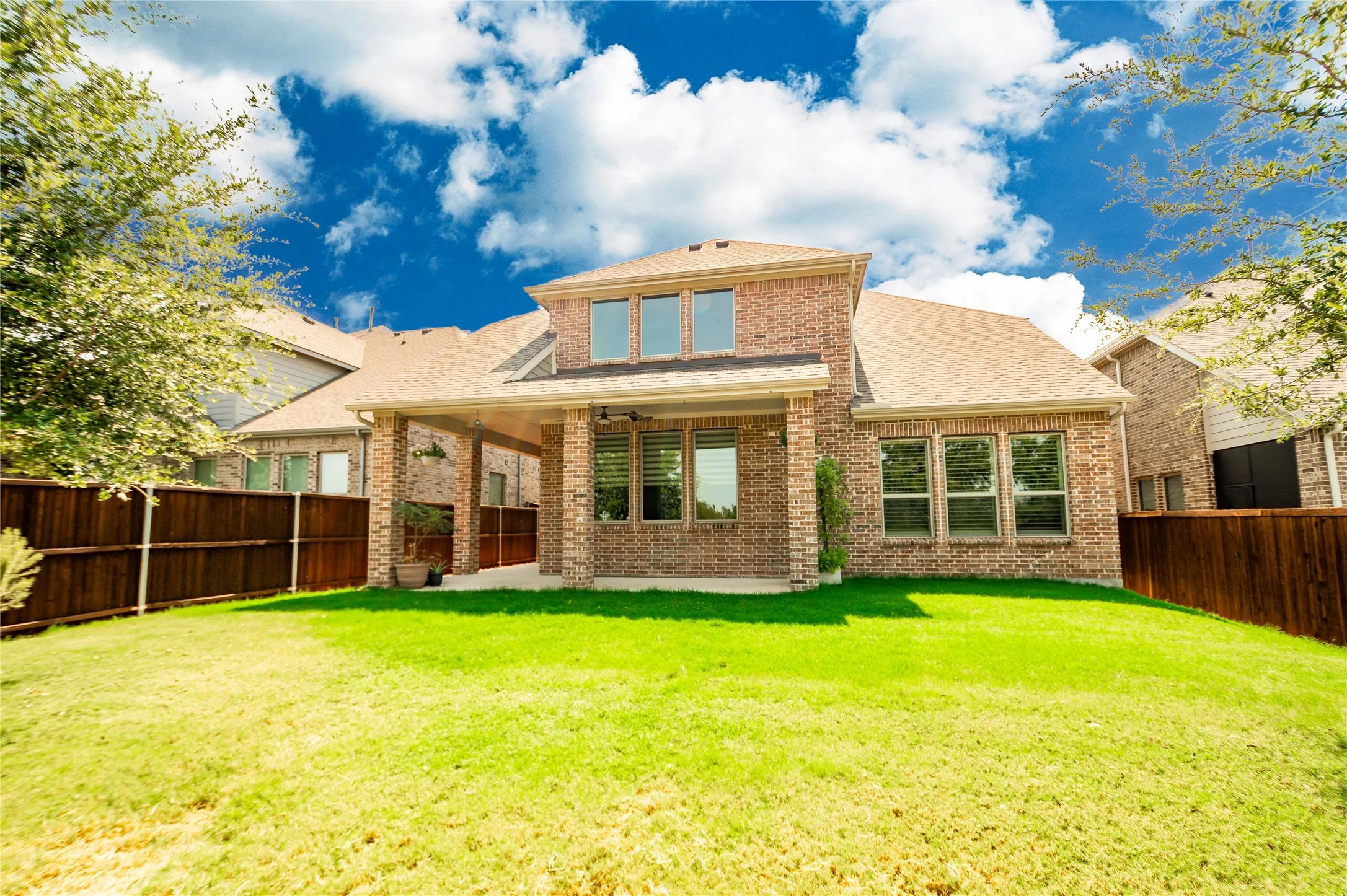 Single Family Residence For Sale in Denton County , 3700 Water Mill Way, Northlake, Texas 76226, 4 Bedroom, 4 Bathroom, 2 Garage spaces, 2,685 Sqft, built in 2020, mls#21350862, Real Estate Agent in Northlake, Homes For Sale in Denton county, Homes For Sale in Northlake, Realtor in Northlake Texas, Real Estate Brokerage Independent Realty Texas, Luminita Cordes Realtor
