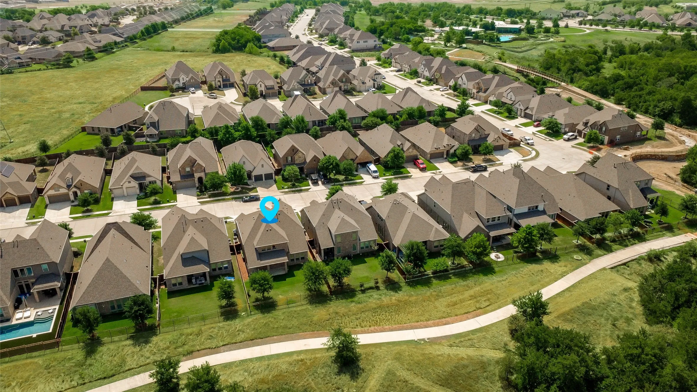 Single Family Residence For Sale in Denton County , 3700 Water Mill Way, Northlake, Texas 76226, 4 Bedroom, 4 Bathroom, 2 Garage spaces, 2,685 Sqft, built in 2020, mls#21350862, Real Estate Agent in Northlake, Homes For Sale in Denton county, Homes For Sale in Northlake, Realtor in Northlake Texas, Real Estate Brokerage Independent Realty Texas, Luminita Cordes Realtor