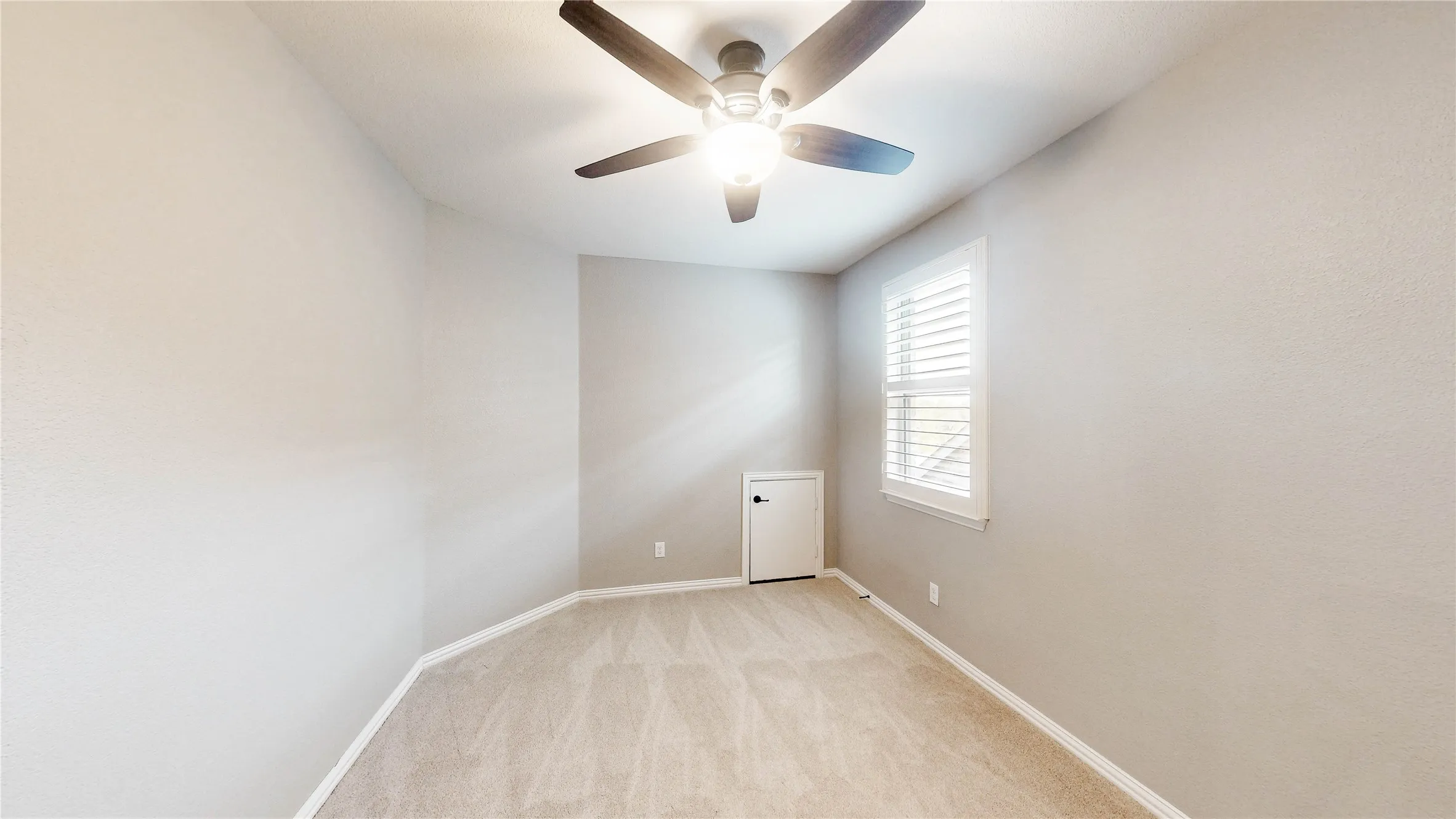 Single Family Residence For Sale in Denton County , 3700 Water Mill Way, Northlake, Texas 76226, 4 Bedroom, 4 Bathroom, 2 Garage spaces, 2,685 Sqft, built in 2020, mls#21350862, Real Estate Agent in Northlake, Homes For Sale in Denton county, Homes For Sale in Northlake, Realtor in Northlake Texas, Real Estate Brokerage Independent Realty Texas, Luminita Cordes Realtor