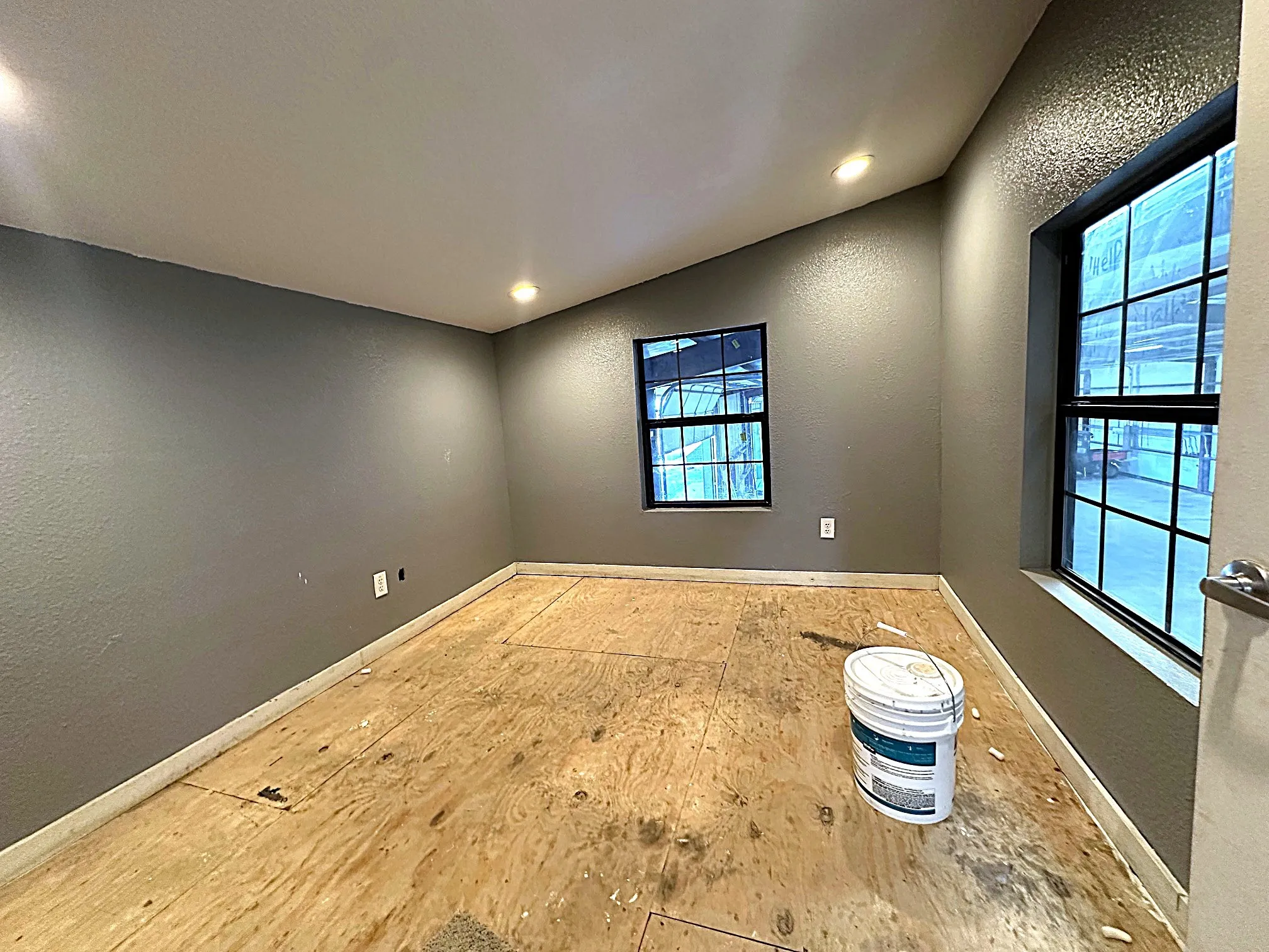 Warehouse For Sale in Grayson County , 6585 N FM 1417 A, Denison, Texas 75020, 0, 0, Garage spaces, 0 Sqft, built in 2022, mls#21350877, Real Estate Agent in Denison, Homes For Sale in Grayson county, Homes For Sale in Denison, Realtor in Denison Texas, Real Estate Brokerage Independent Realty Texas, Luminita Cordes Realtor