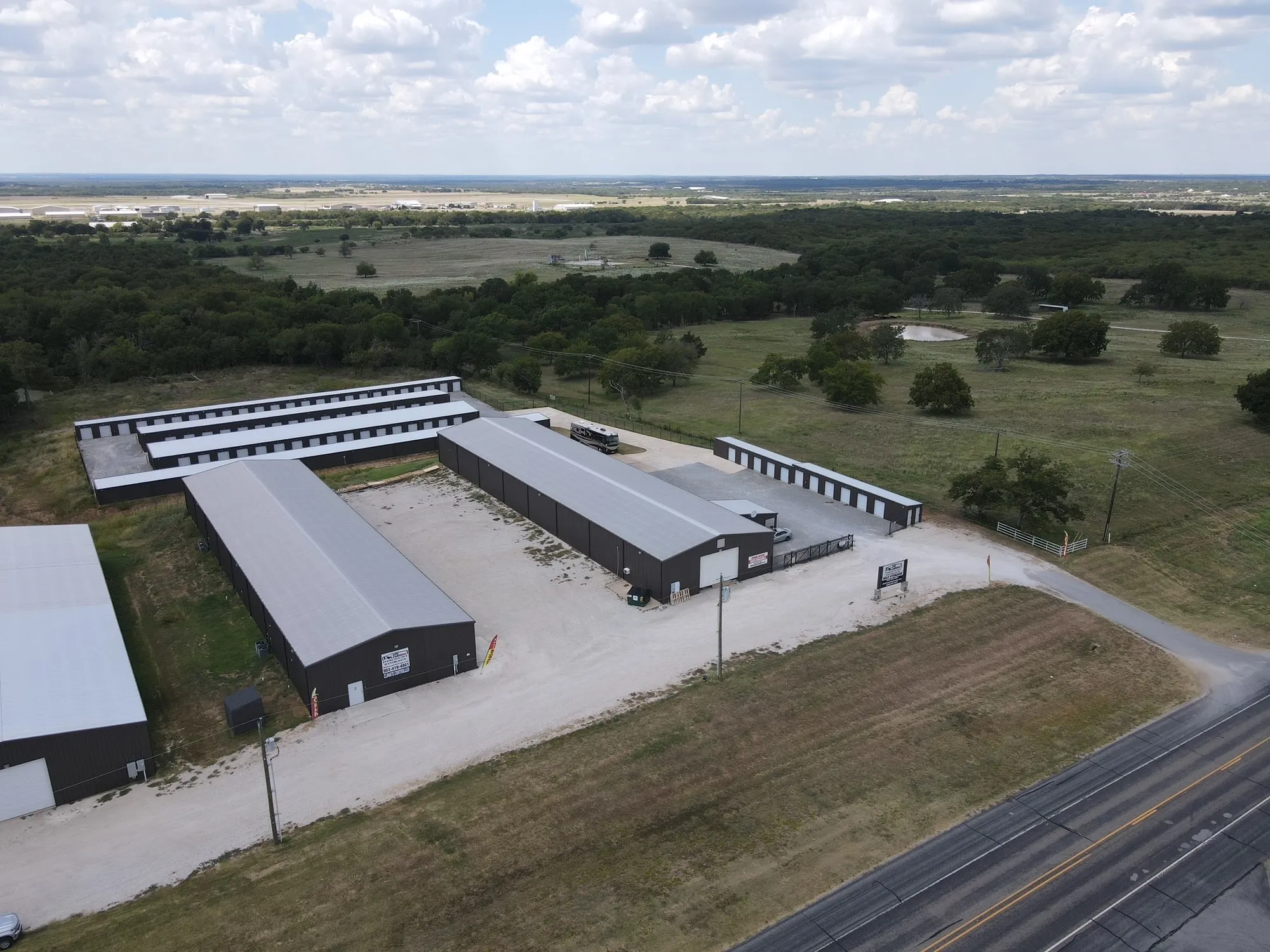 Warehouse For Sale in Grayson County , 6585 N FM 1417 A, Denison, Texas 75020, 0, 0, Garage spaces, 0 Sqft, built in 2022, mls#21350877, Real Estate Agent in Denison, Homes For Sale in Grayson county, Homes For Sale in Denison, Realtor in Denison Texas, Real Estate Brokerage Independent Realty Texas, Luminita Cordes Realtor