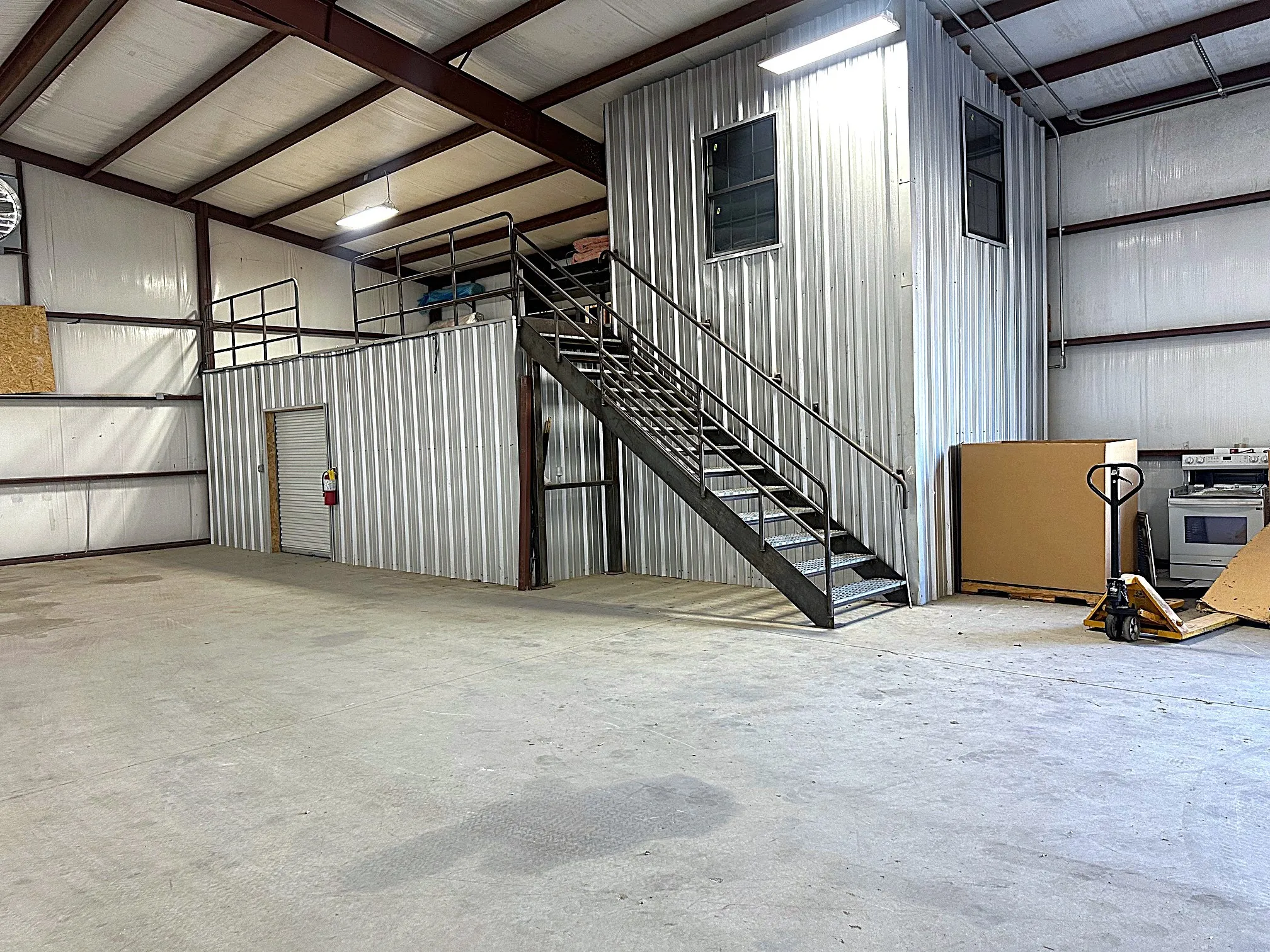 Warehouse For Sale in Grayson County , 6585 N FM 1417 A, Denison, Texas 75020, 0, 0, Garage spaces, 0 Sqft, built in 2022, mls#21350877, Real Estate Agent in Denison, Homes For Sale in Grayson county, Homes For Sale in Denison, Realtor in Denison Texas, Real Estate Brokerage Independent Realty Texas, Luminita Cordes Realtor