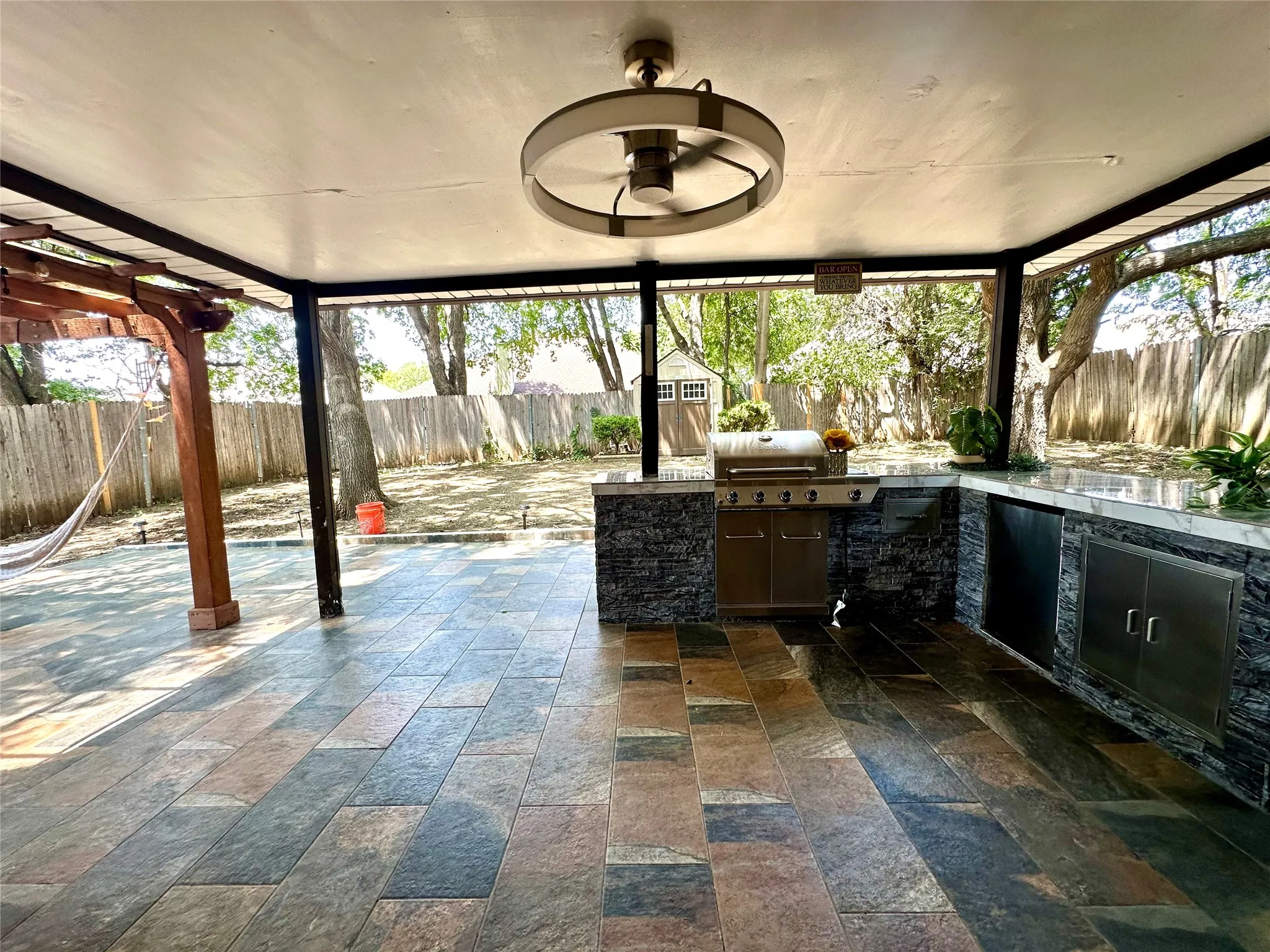 Single Family Residence For Rent in Tarrant County , 6217 Firebird Drive, Watauga, Texas 76148, 3 Bedroom, 2 Bathroom, 2 Garage spaces, 1,507 Sqft, built in 1988, mls#21348941, Real Estate Agent in Watauga, Homes For Rent in Tarrant county, Homes For Rent in Watauga, Realtor in Watauga Texas, Real Estate Brokerage Independent Realty Texas, Luminita Cordes Realtor