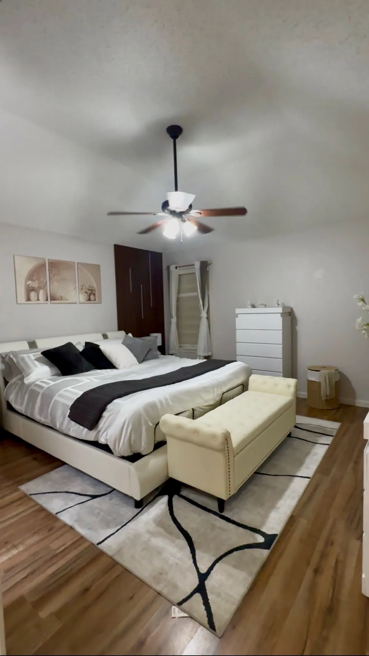 Single Family Residence For Rent in Tarrant County , 6217 Firebird Drive, Watauga, Texas 76148, 3 Bedroom, 2 Bathroom, 2 Garage spaces, 1,507 Sqft, built in 1988, mls#21348941, Real Estate Agent in Watauga, Homes For Rent in Tarrant county, Homes For Rent in Watauga, Realtor in Watauga Texas, Real Estate Brokerage Independent Realty Texas, Luminita Cordes Realtor