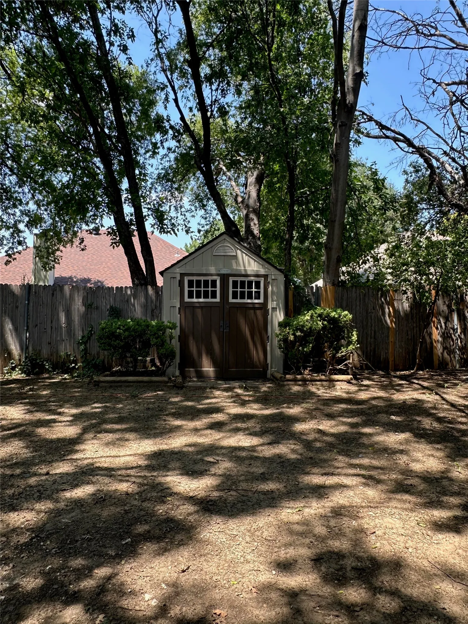 Single Family Residence For Rent in Tarrant County , 6217 Firebird Drive, Watauga, Texas 76148, 3 Bedroom, 2 Bathroom, 2 Garage spaces, 1,507 Sqft, built in 1988, mls#21348941, Real Estate Agent in Watauga, Homes For Rent in Tarrant county, Homes For Rent in Watauga, Realtor in Watauga Texas, Real Estate Brokerage Independent Realty Texas, Luminita Cordes Realtor