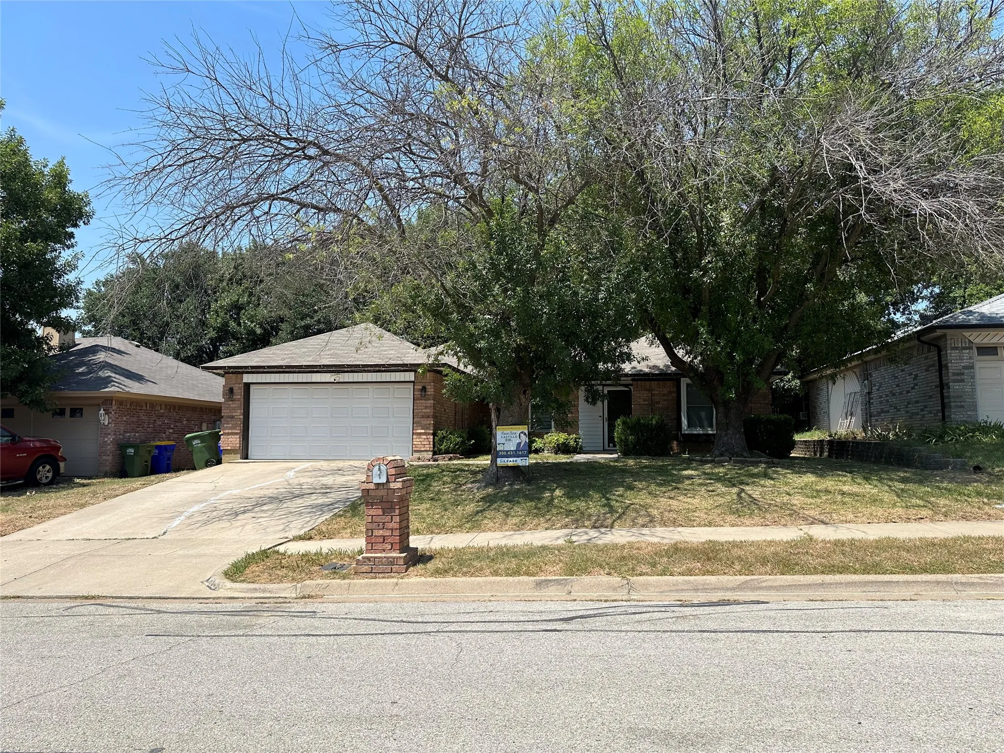 Single Family Residence For Rent in Tarrant County , 6217 Firebird Drive, Watauga, Texas 76148, 3 Bedroom, 2 Bathroom, 2 Garage spaces, 1,507 Sqft, built in 1988, mls#21348941, Real Estate Agent in Watauga, Homes For Rent in Tarrant county, Homes For Rent in Watauga, Realtor in Watauga Texas, Real Estate Brokerage Independent Realty Texas, Luminita Cordes Realtor