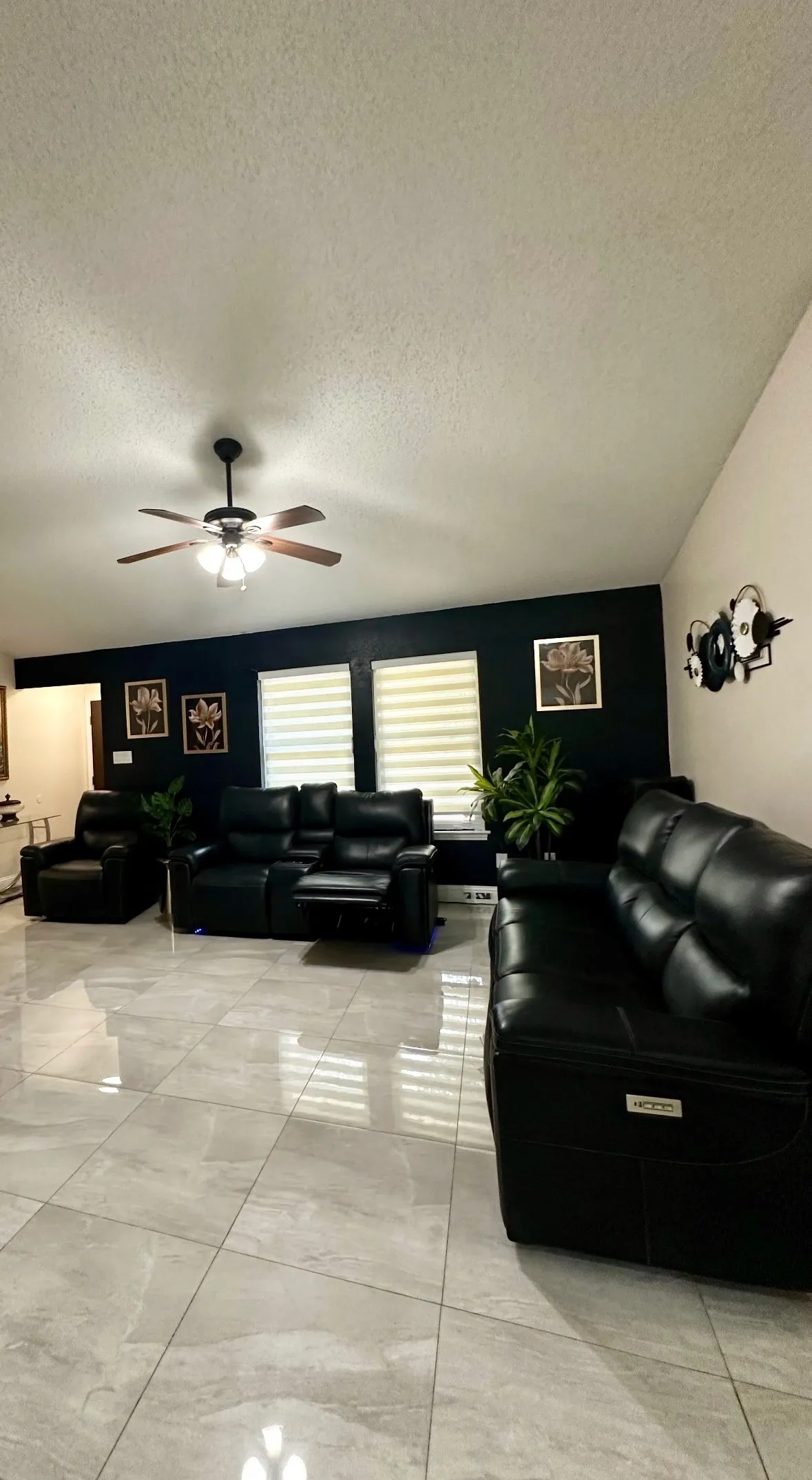 Single Family Residence For Rent in Tarrant County , 6217 Firebird Drive, Watauga, Texas 76148, 3 Bedroom, 2 Bathroom, 2 Garage spaces, 1,507 Sqft, built in 1988, mls#21348941, Real Estate Agent in Watauga, Homes For Rent in Tarrant county, Homes For Rent in Watauga, Realtor in Watauga Texas, Real Estate Brokerage Independent Realty Texas, Luminita Cordes Realtor