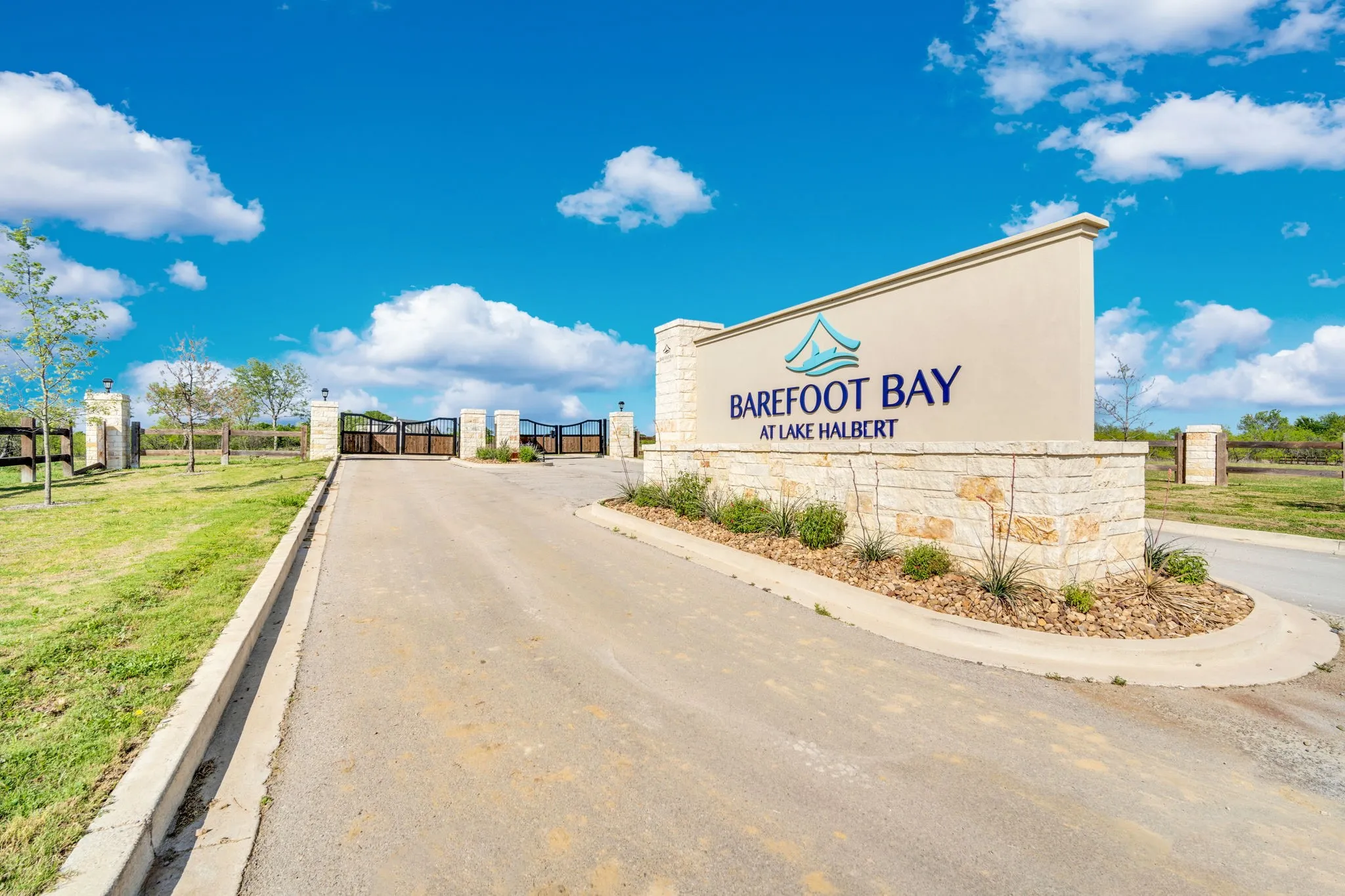 Single Family Residence For Sale in Navarro County , 111 Barefoot Bay Boulevard, Corsicana, Texas 75109, 4 Bedrooms, 3 Bathrooms, 2 Garage spaces, 2,774 Sqft, built in 2026, Price $721,000, mls#21350359, Real Estate Agent in Corsicana, Homes For Sale in Navarro county, Homes For Sale in Corsicana, Realtor in Corsicana Texas, Real Estate Brokerage Independent Realty Texas, Luminita Cordes Realtor