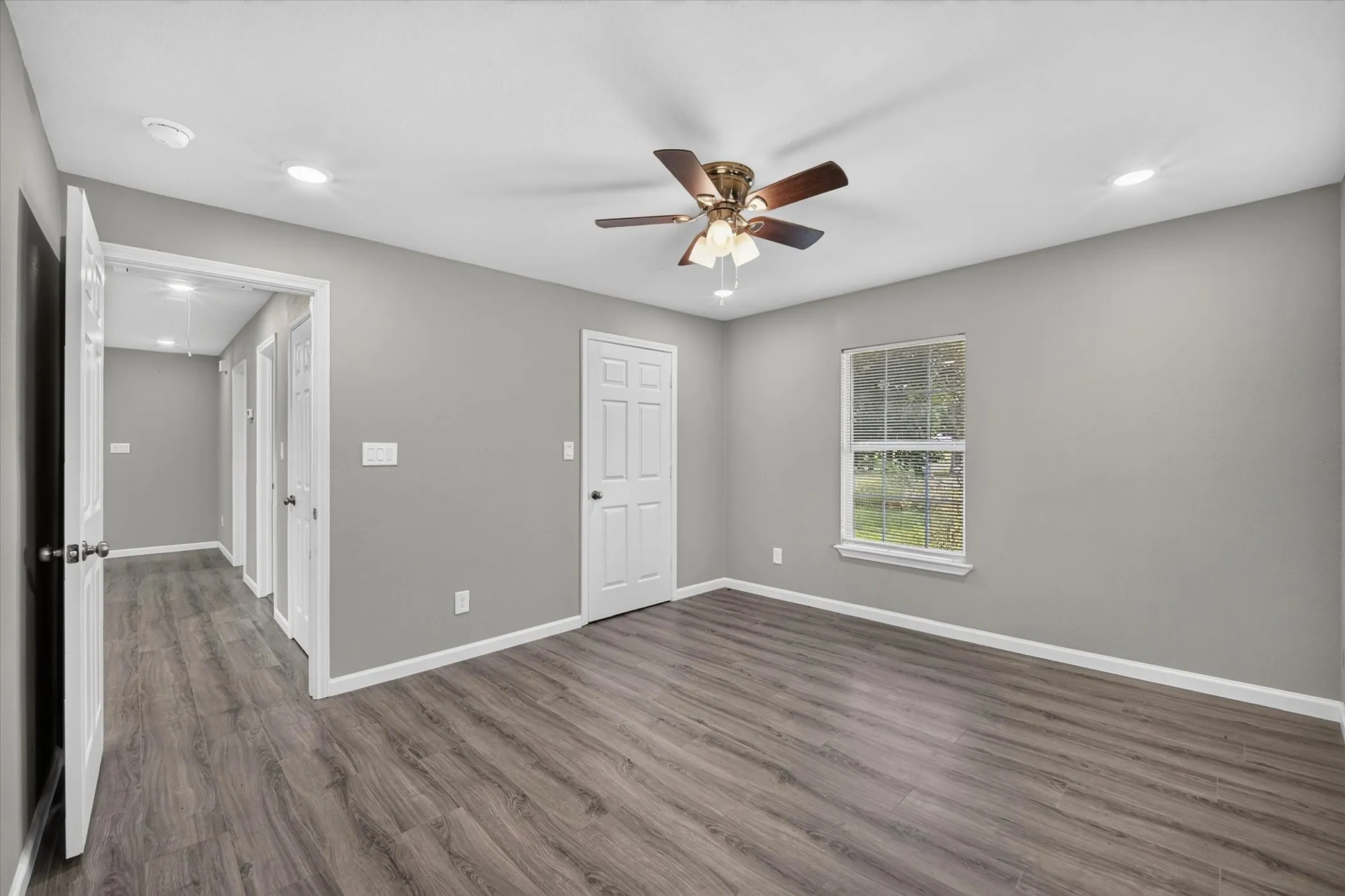 Single Family Residence For Sale in Fannin County , 601 Tx-56, Windom, Texas 75492, 3 Bedroom, 2 Bathroom, Garage spaces, 1,688 Sqft, built in 2023, mls#21344088, Real Estate Agent in Windom, Homes For Sale in Fannin county, Homes For Sale in Windom, Realtor in Windom Texas, Real Estate Brokerage Independent Realty Texas, Luminita Cordes Realtor