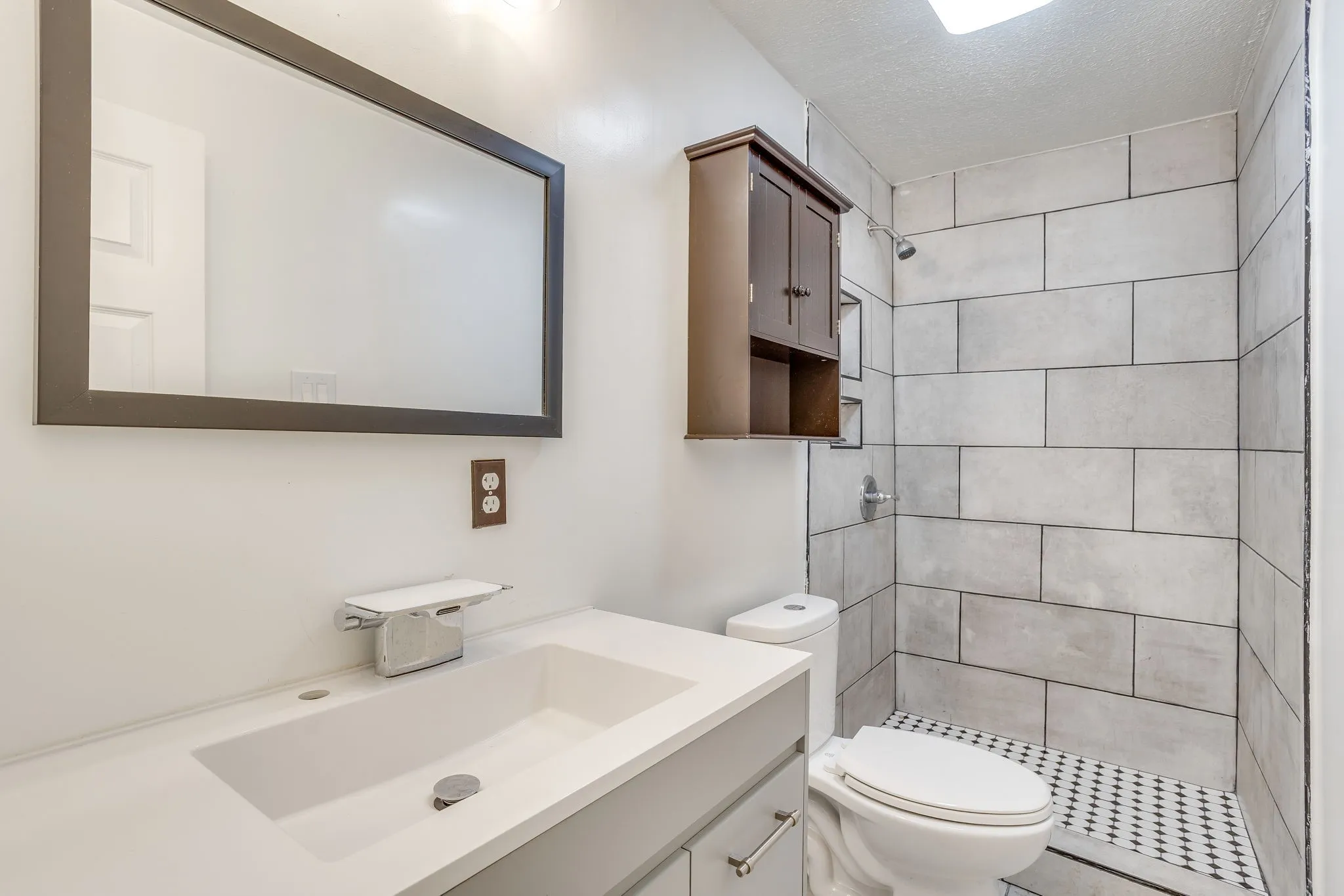 Single Family Residence For Sale in Dallas County , 502 N Delaware Street, Irving, Texas 75061, 3 Bedroom, 2 Bathroom, Garage spaces, 1,048 Sqft, built in 1950, mls#21350890, Real Estate Agent in Irving, Homes For Sale in Dallas county, Homes For Sale in Irving, Realtor in Irving Texas, Real Estate Brokerage Independent Realty Texas, Luminita Cordes Realtor