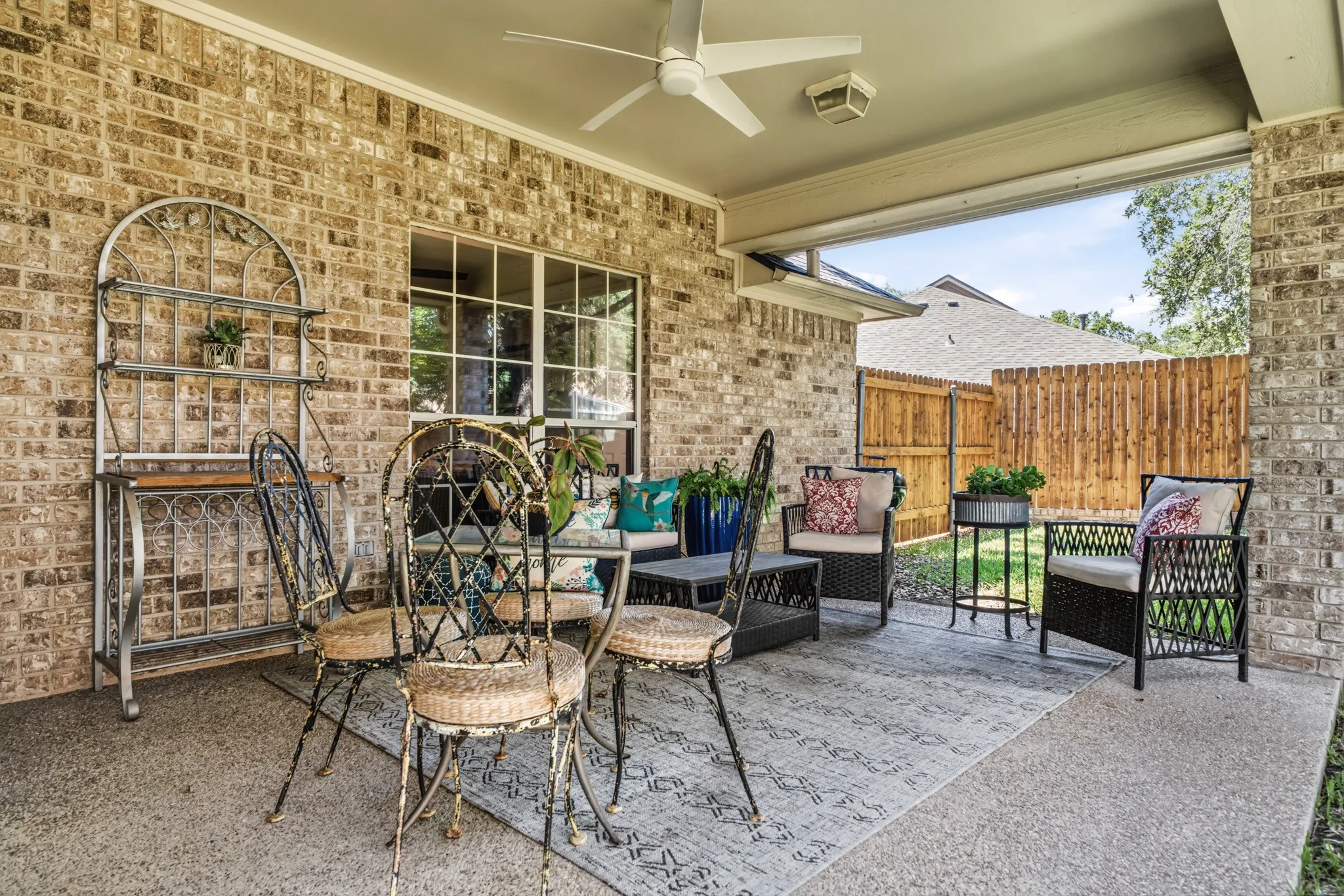 Perfect place for enjoying quiet evenings, or hosting lively gatherings.