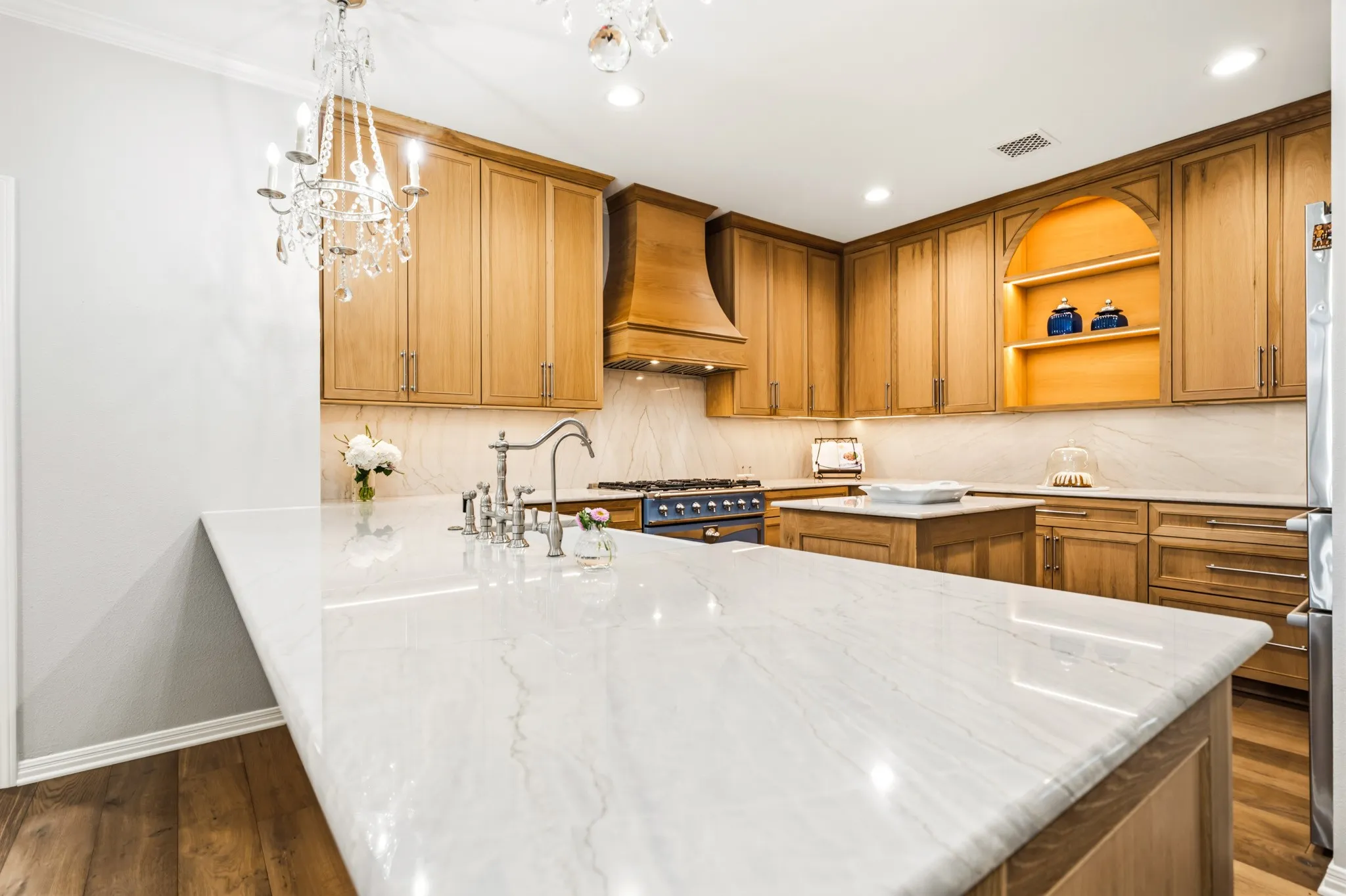 Countertops adorned with Santorini solid stone quartzite