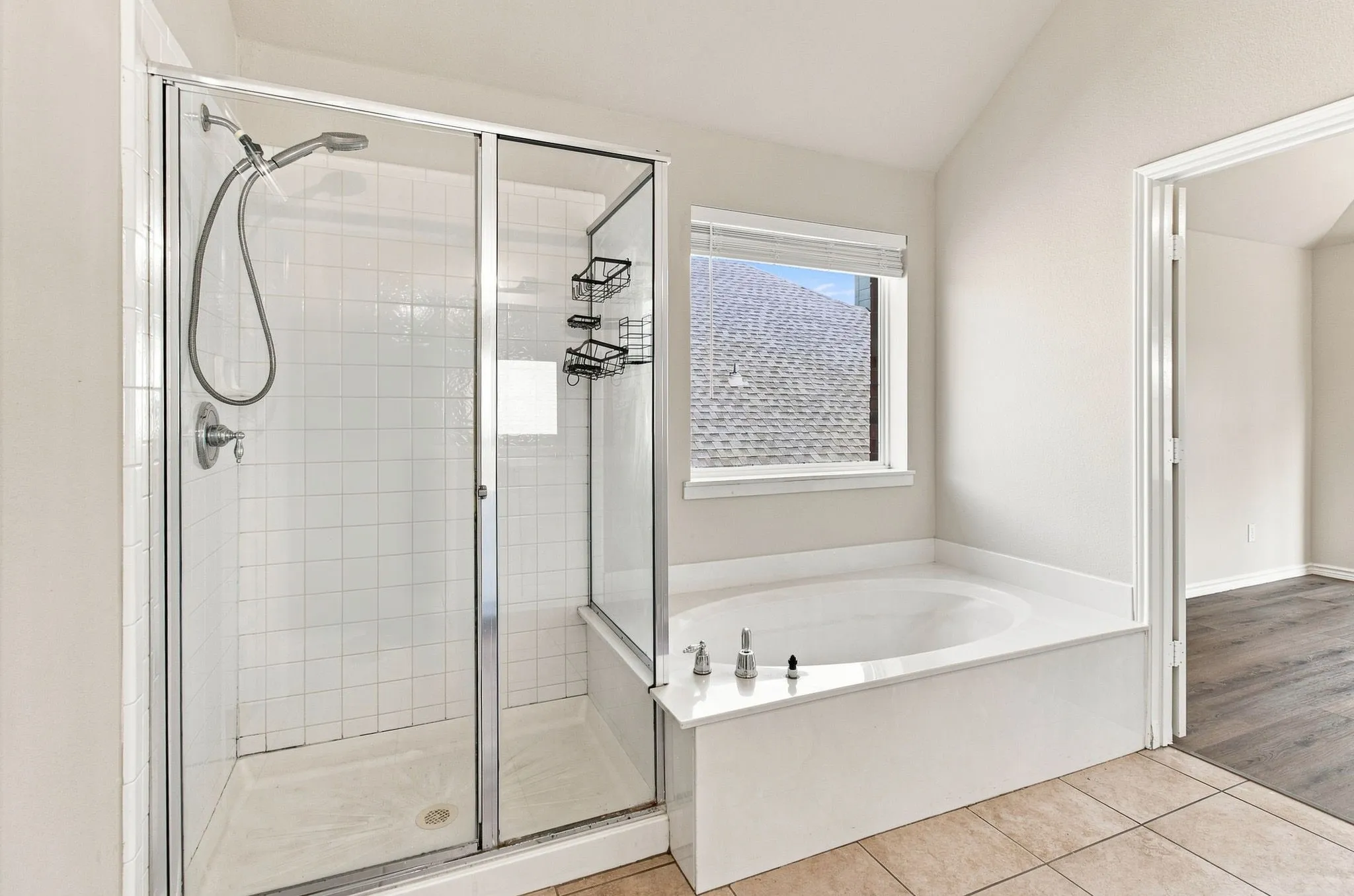 Single Family Residence For Rent in Collin County , 8009 Riverwalk Trail, Mc Kinney, Texas 75070, 4 Bedroom, 3 Bathroom, 2 Garage spaces, 2,260 Sqft, built in 2004, Price $2,500, mls#21350916, Real Estate Agent in Mc Kinney, Homes For Rent in Collin county, Homes For Rent in Mc Kinney, Realtor in Mc Kinney Texas, Real Estate Brokerage Independent Realty Texas, Luminita Cordes Realtor