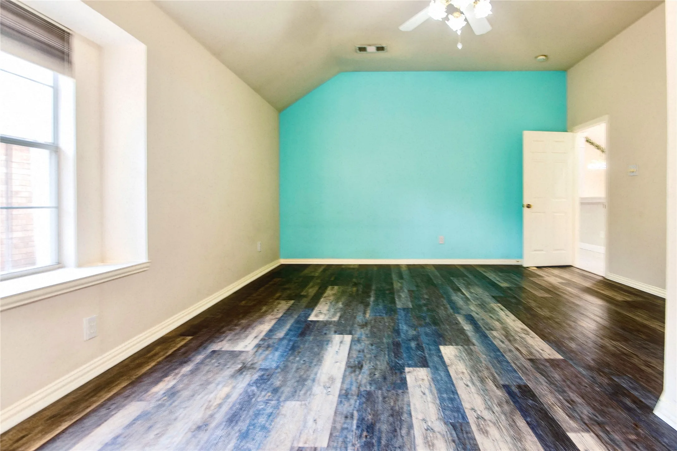 Single Family Residence For Rent in Collin County , 8017 Springmoss Drive, Plano, Texas 75025, 2 Bedroom, 2 Bathroom, 2 Garage spaces, 1,841 Sqft, built in 1998, mls#21350918, Real Estate Agent in Plano, Homes For Rent in Collin county, Homes For Rent in Plano, Realtor in Plano Texas, Real Estate Brokerage Independent Realty Texas, Luminita Cordes Realtor