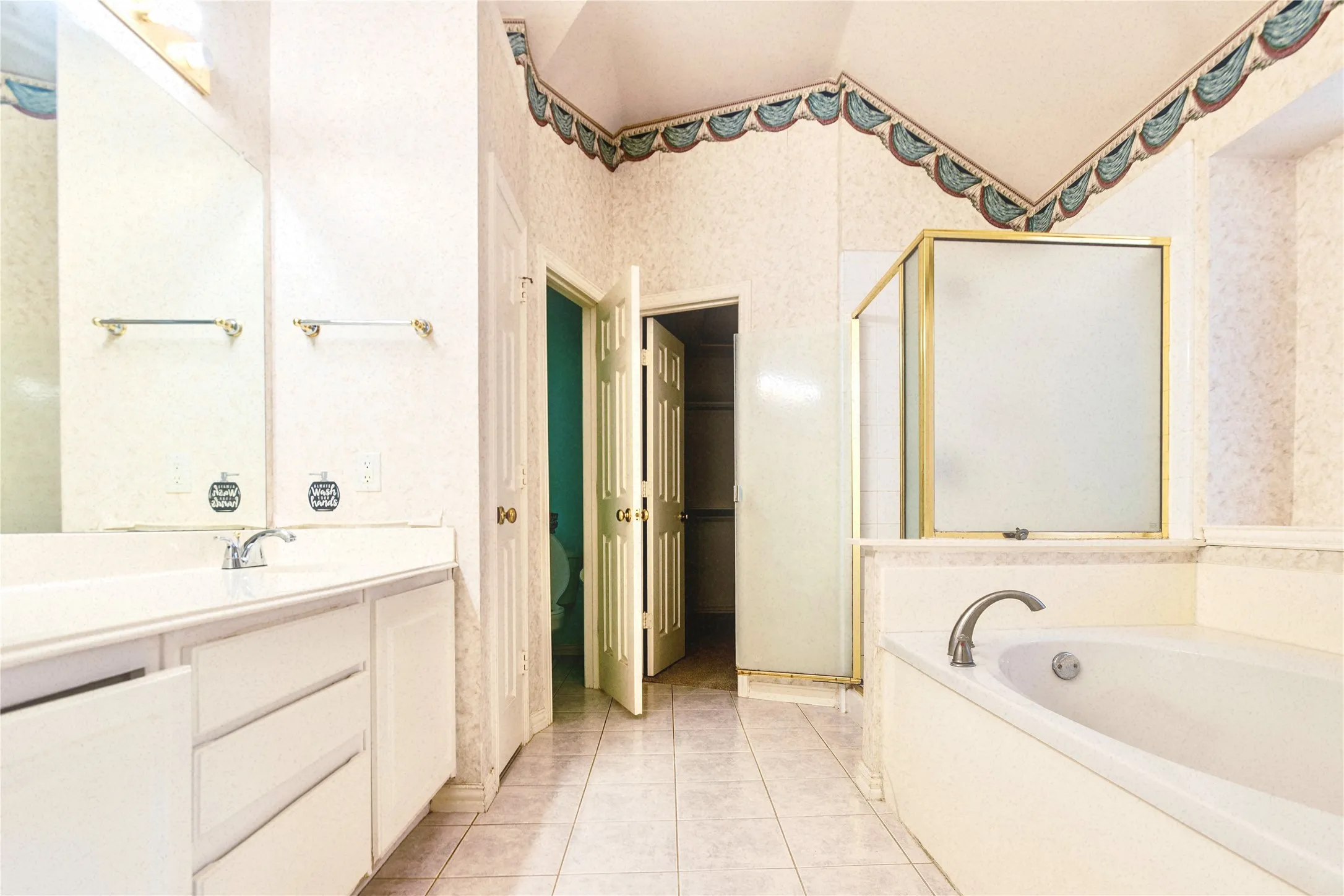 Single Family Residence For Rent in Collin County , 8017 Springmoss Drive, Plano, Texas 75025, 2 Bedroom, 2 Bathroom, 2 Garage spaces, 1,841 Sqft, built in 1998, mls#21350918, Real Estate Agent in Plano, Homes For Rent in Collin county, Homes For Rent in Plano, Realtor in Plano Texas, Real Estate Brokerage Independent Realty Texas, Luminita Cordes Realtor