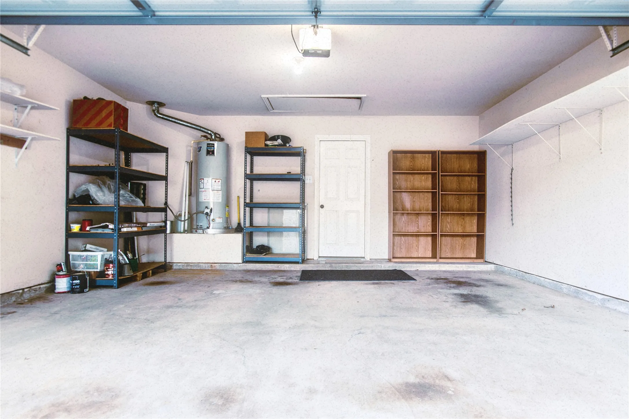 Single Family Residence For Rent in Collin County , 8017 Springmoss Drive, Plano, Texas 75025, 2 Bedroom, 2 Bathroom, 2 Garage spaces, 1,841 Sqft, built in 1998, mls#21350918, Real Estate Agent in Plano, Homes For Rent in Collin county, Homes For Rent in Plano, Realtor in Plano Texas, Real Estate Brokerage Independent Realty Texas, Luminita Cordes Realtor