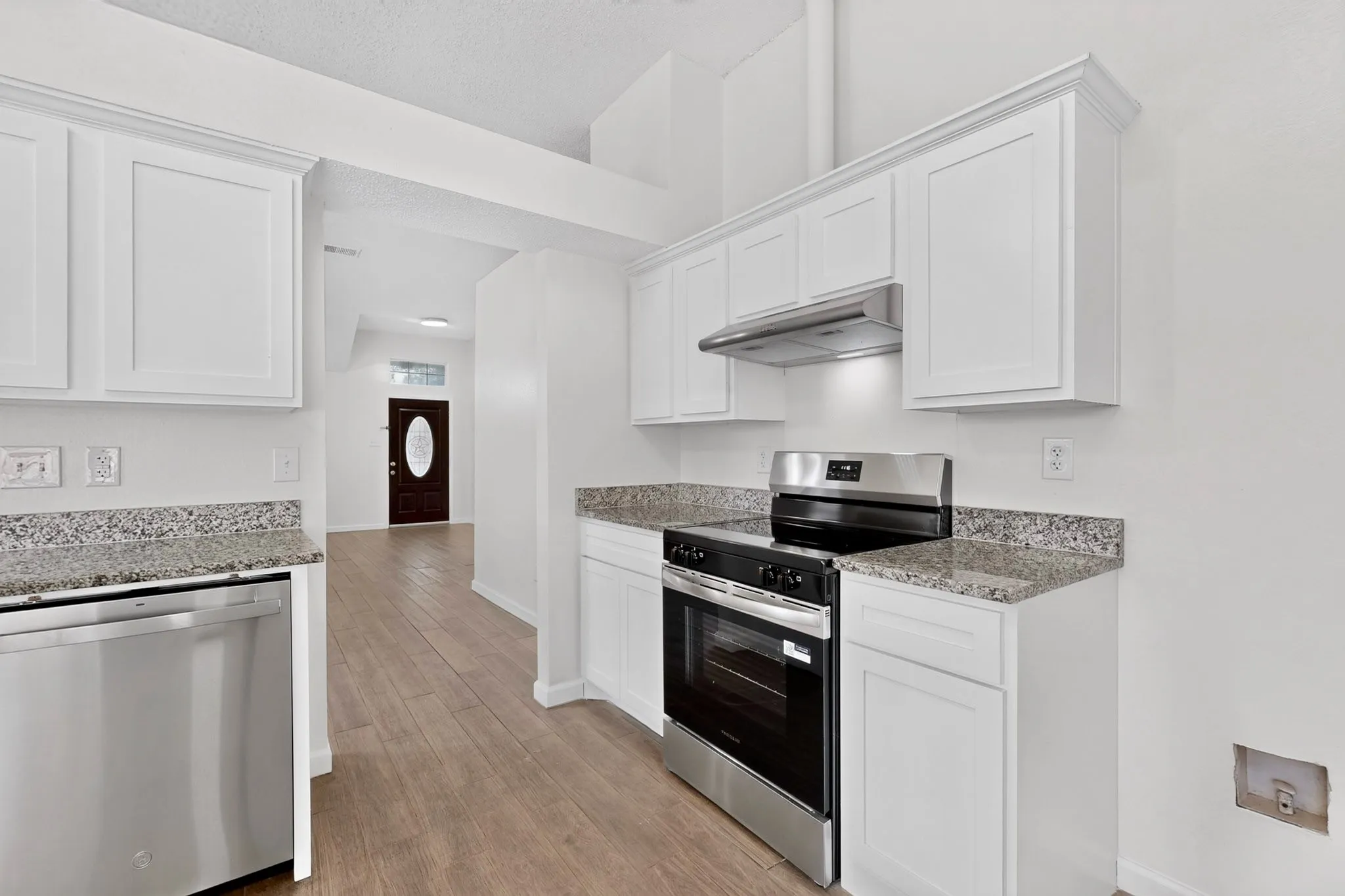 Single Family Residence For Sale in Tarrant County , 5205 Livermore Drive, Arlington, Texas 76017, 3 Bedroom, 2 Bathroom, 2 Garage spaces, 1,430 Sqft, built in 1992, mls#21350515, Real Estate Agent in Arlington, Homes For Sale in Tarrant county, Homes For Sale in Arlington, Realtor in Arlington Texas, Real Estate Brokerage Independent Realty Texas, Luminita Cordes Realtor