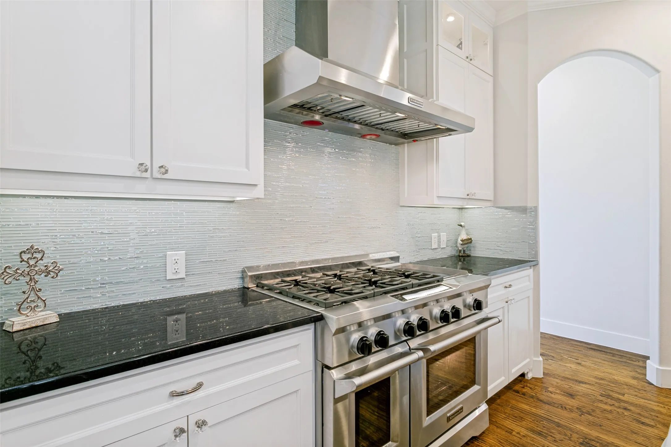 Single Family Residence For Sale in Parker County , 203 Links Court, Aledo, Texas 76008, 5 Bedroom, 6 Bathroom, 3 Garage spaces, 4,585 Sqft, built in 2013, mls#21348912, Real Estate Agent in Aledo, Homes For Sale in Parker county, Homes For Sale in Aledo, Realtor in Aledo Texas, Real Estate Brokerage Independent Realty Texas, Luminita Cordes Realtor