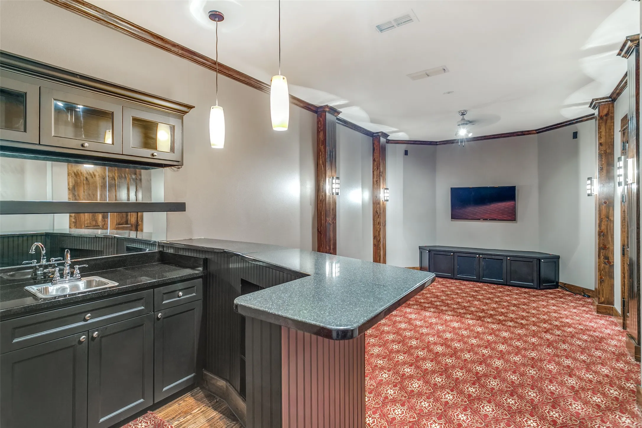 Single Family Residence For Sale in Parker County , 203 Links Court, Aledo, Texas 76008, 5 Bedroom, 6 Bathroom, 3 Garage spaces, 4,585 Sqft, built in 2013, mls#21348912, Real Estate Agent in Aledo, Homes For Sale in Parker county, Homes For Sale in Aledo, Realtor in Aledo Texas, Real Estate Brokerage Independent Realty Texas, Luminita Cordes Realtor