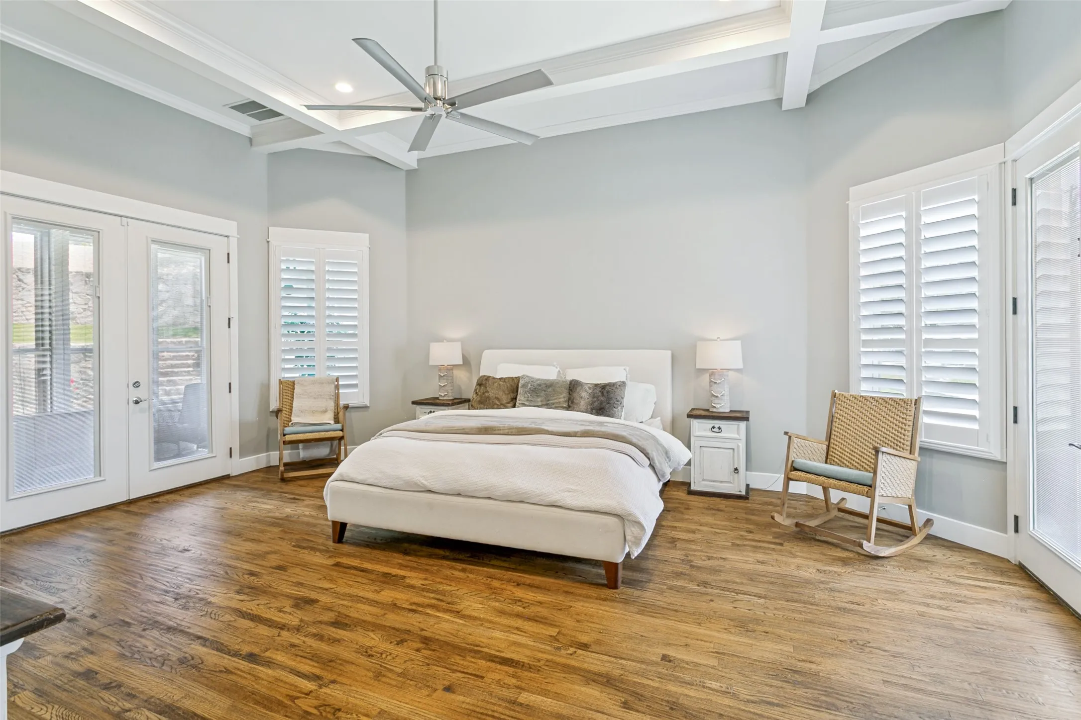 Single Family Residence For Sale in Parker County , 203 Links Court, Aledo, Texas 76008, 5 Bedroom, 6 Bathroom, 3 Garage spaces, 4,585 Sqft, built in 2013, mls#21348912, Real Estate Agent in Aledo, Homes For Sale in Parker county, Homes For Sale in Aledo, Realtor in Aledo Texas, Real Estate Brokerage Independent Realty Texas, Luminita Cordes Realtor