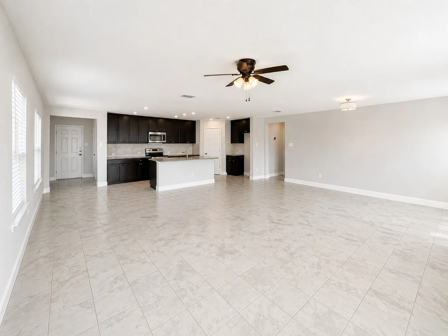 Single Family Residence For Rent in Denton County , 2605 Wesley Avenue, Aubrey, Texas 76227, 4 Bedroom, 2 Bathroom, 2 Garage spaces, 2,118 Sqft, built in 2020, mls#21350928, Real Estate Agent in Aubrey, Homes For Rent in Denton county, Homes For Rent in Aubrey, Realtor in Aubrey Texas, Real Estate Brokerage Independent Realty Texas, Luminita Cordes Realtor