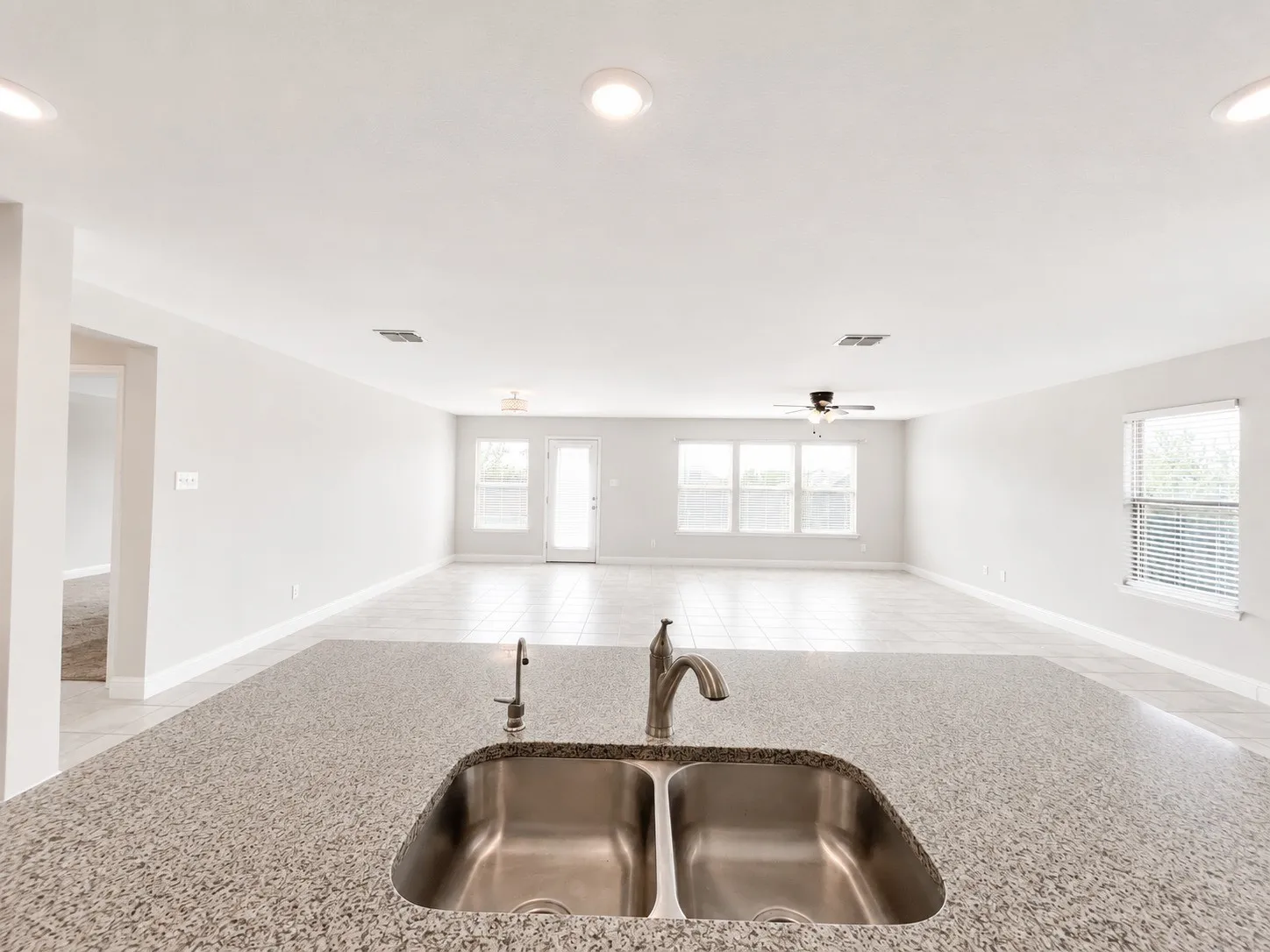 Single Family Residence For Rent in Denton County , 2605 Wesley Avenue, Aubrey, Texas 76227, 4 Bedroom, 2 Bathroom, 2 Garage spaces, 2,118 Sqft, built in 2020, mls#21350928, Real Estate Agent in Aubrey, Homes For Rent in Denton county, Homes For Rent in Aubrey, Realtor in Aubrey Texas, Real Estate Brokerage Independent Realty Texas, Luminita Cordes Realtor