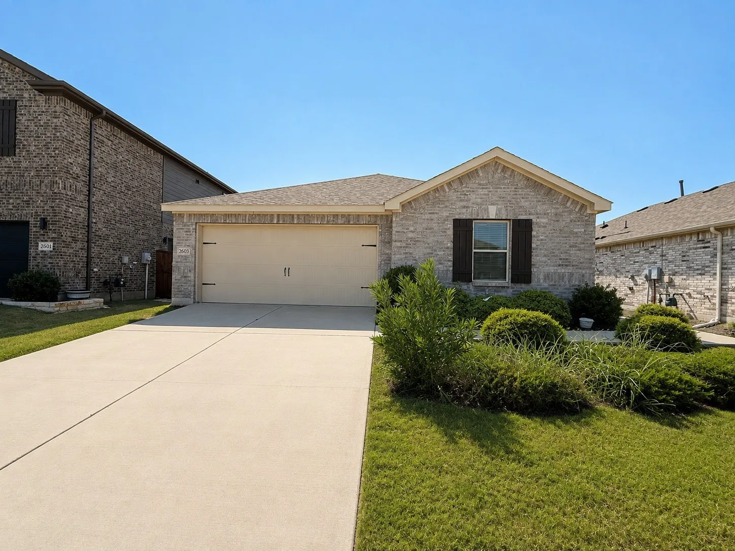 Single Family Residence For Rent in Denton County , 2605 Wesley Avenue, Aubrey, Texas 76227, 4 Bedroom, 2 Bathroom, 2 Garage spaces, 2,118 Sqft, built in 2020, mls#21350928, Real Estate Agent in Aubrey, Homes For Rent in Denton county, Homes For Rent in Aubrey, Realtor in Aubrey Texas, Real Estate Brokerage Independent Realty Texas, Luminita Cordes Realtor