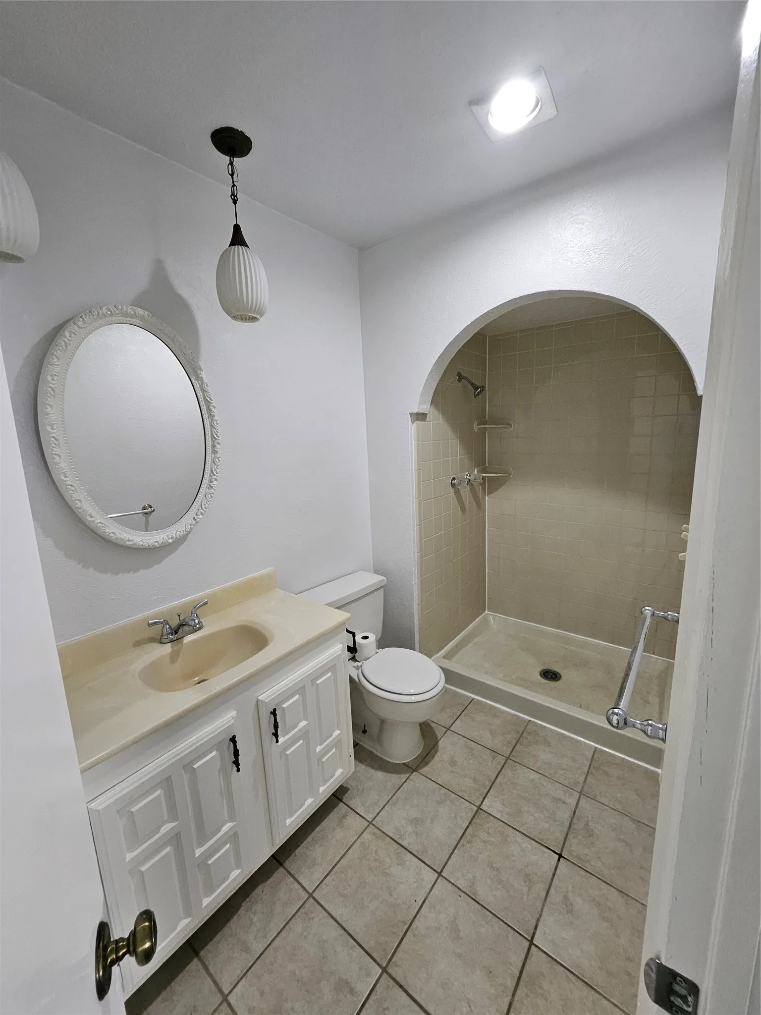 Single Family Residence For Rent in Collin County , 1603 California Trail, Plano, Texas 75023, 3 Bedroom, 2 Bathroom, 2 Garage spaces, 1,910 Sqft, built in 1977, mls#21350920, Real Estate Agent in Plano, Homes For Rent in Collin county, Homes For Rent in Plano, Realtor in Plano Texas, Real Estate Brokerage Independent Realty Texas, Luminita Cordes Realtor