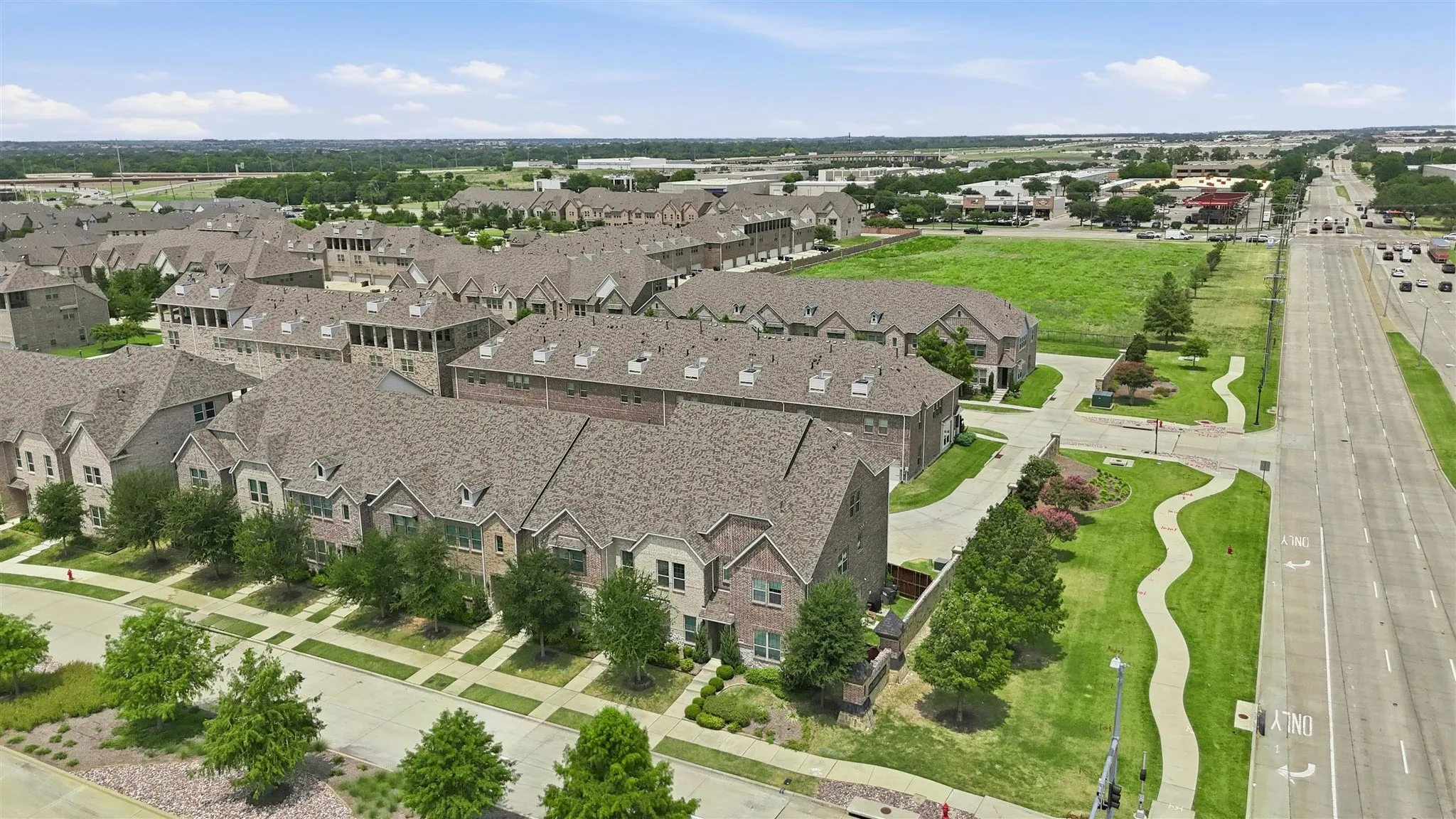 Townhouse For Sale in Dallas County , 1587 Wittington Place, Farmers Branch, Texas 75234, 3 Bedroom, 4 Bathroom, 2 Garage spaces, 1,996 Sqft, built in 2019, mls#21347912, Real Estate Agent in Farmers Branch, Homes For Sale in Dallas county, Homes For Sale in Farmers Branch, Realtor in Farmers Branch Texas, Real Estate Brokerage Independent Realty Texas, Luminita Cordes Realtor