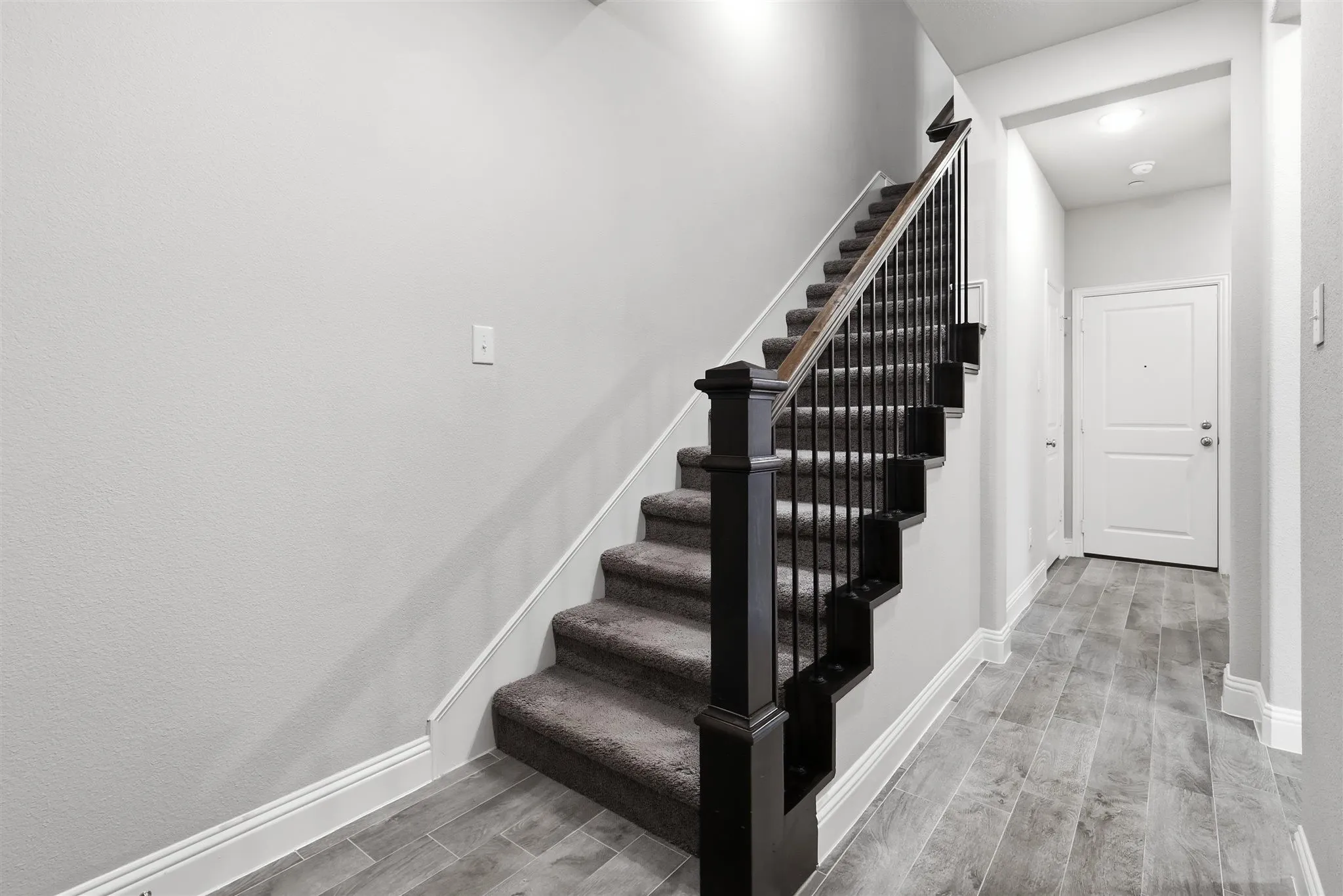 Townhouse For Sale in Dallas County , 1587 Wittington Place, Farmers Branch, Texas 75234, 3 Bedroom, 4 Bathroom, 2 Garage spaces, 1,996 Sqft, built in 2019, mls#21347912, Real Estate Agent in Farmers Branch, Homes For Sale in Dallas county, Homes For Sale in Farmers Branch, Realtor in Farmers Branch Texas, Real Estate Brokerage Independent Realty Texas, Luminita Cordes Realtor