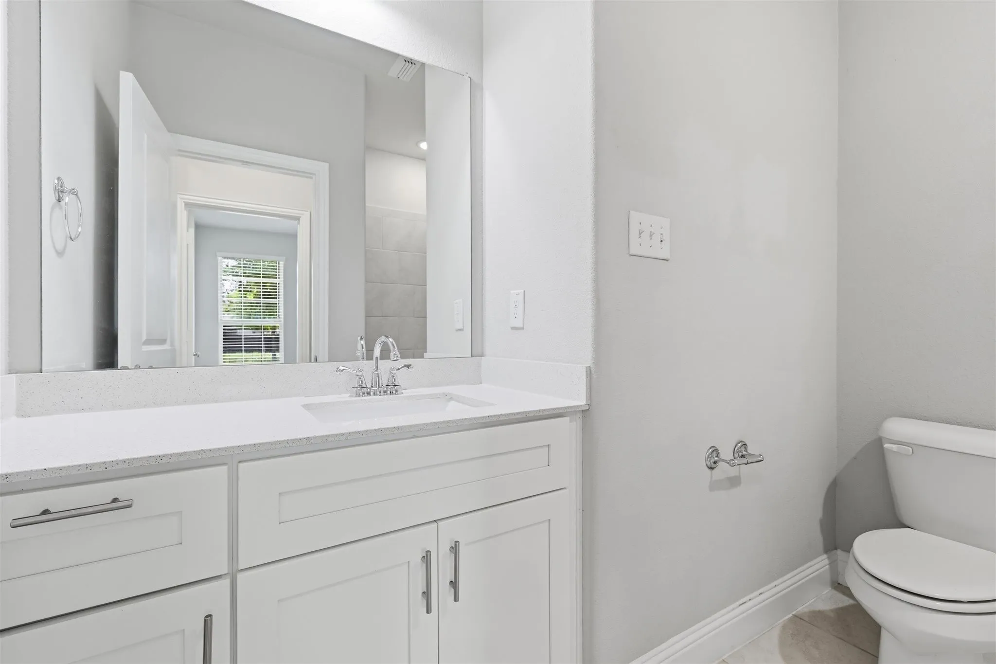 Townhouse For Sale in Dallas County , 1587 Wittington Place, Farmers Branch, Texas 75234, 3 Bedroom, 4 Bathroom, 2 Garage spaces, 1,996 Sqft, built in 2019, mls#21347912, Real Estate Agent in Farmers Branch, Homes For Sale in Dallas county, Homes For Sale in Farmers Branch, Realtor in Farmers Branch Texas, Real Estate Brokerage Independent Realty Texas, Luminita Cordes Realtor
