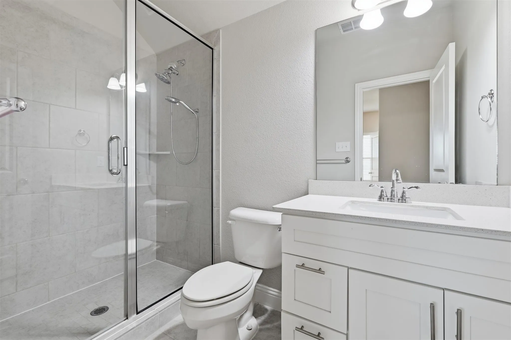 Townhouse For Sale in Dallas County , 1587 Wittington Place, Farmers Branch, Texas 75234, 3 Bedroom, 4 Bathroom, 2 Garage spaces, 1,996 Sqft, built in 2019, mls#21347912, Real Estate Agent in Farmers Branch, Homes For Sale in Dallas county, Homes For Sale in Farmers Branch, Realtor in Farmers Branch Texas, Real Estate Brokerage Independent Realty Texas, Luminita Cordes Realtor