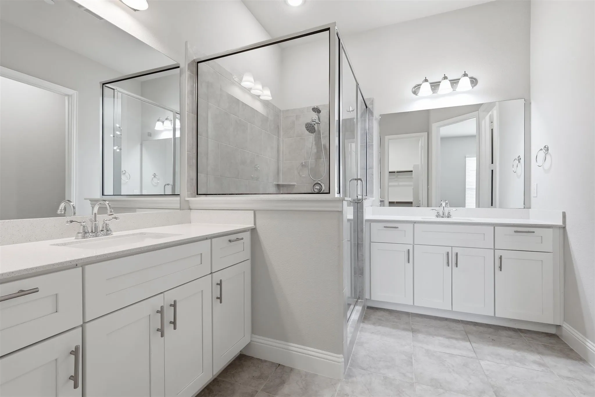 Townhouse For Sale in Dallas County , 1587 Wittington Place, Farmers Branch, Texas 75234, 3 Bedroom, 4 Bathroom, 2 Garage spaces, 1,996 Sqft, built in 2019, mls#21347912, Real Estate Agent in Farmers Branch, Homes For Sale in Dallas county, Homes For Sale in Farmers Branch, Realtor in Farmers Branch Texas, Real Estate Brokerage Independent Realty Texas, Luminita Cordes Realtor