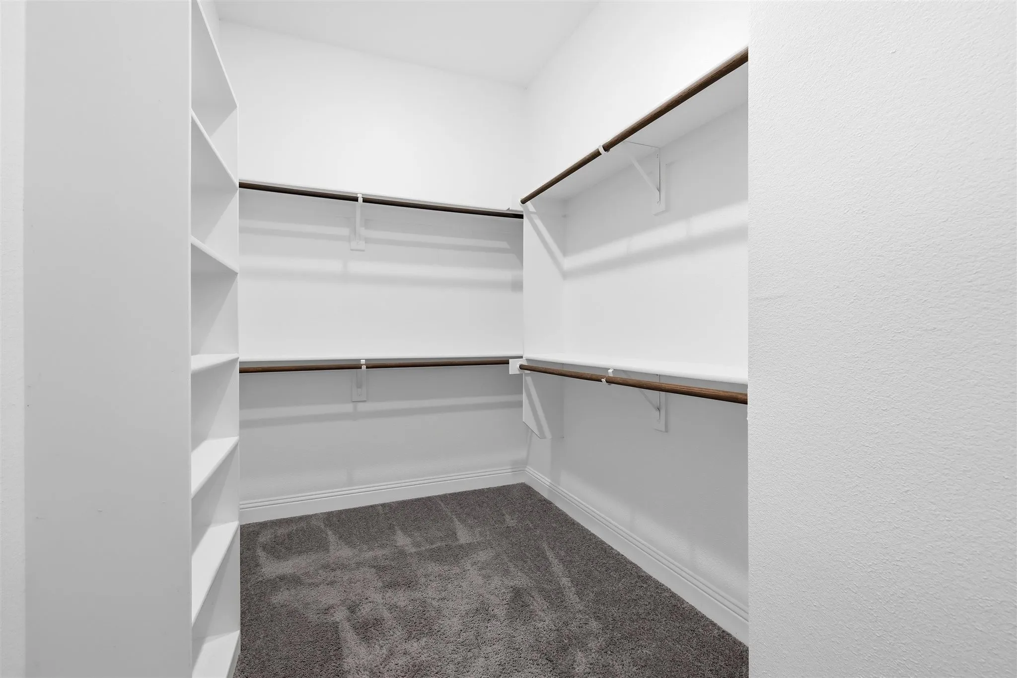 Townhouse For Sale in Dallas County , 1587 Wittington Place, Farmers Branch, Texas 75234, 3 Bedroom, 4 Bathroom, 2 Garage spaces, 1,996 Sqft, built in 2019, mls#21347912, Real Estate Agent in Farmers Branch, Homes For Sale in Dallas county, Homes For Sale in Farmers Branch, Realtor in Farmers Branch Texas, Real Estate Brokerage Independent Realty Texas, Luminita Cordes Realtor