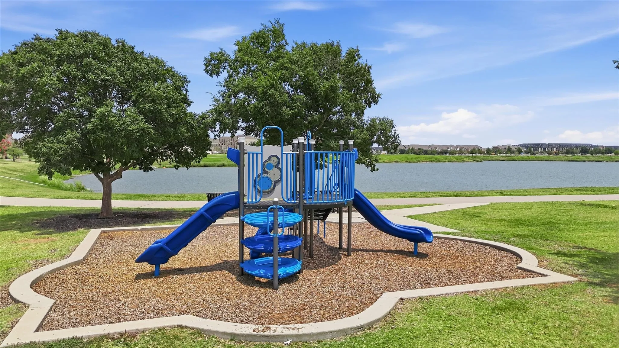 Townhouse For Sale in Dallas County , 1587 Wittington Place, Farmers Branch, Texas 75234, 3 Bedroom, 4 Bathroom, 2 Garage spaces, 1,996 Sqft, built in 2019, mls#21347912, Real Estate Agent in Farmers Branch, Homes For Sale in Dallas county, Homes For Sale in Farmers Branch, Realtor in Farmers Branch Texas, Real Estate Brokerage Independent Realty Texas, Luminita Cordes Realtor