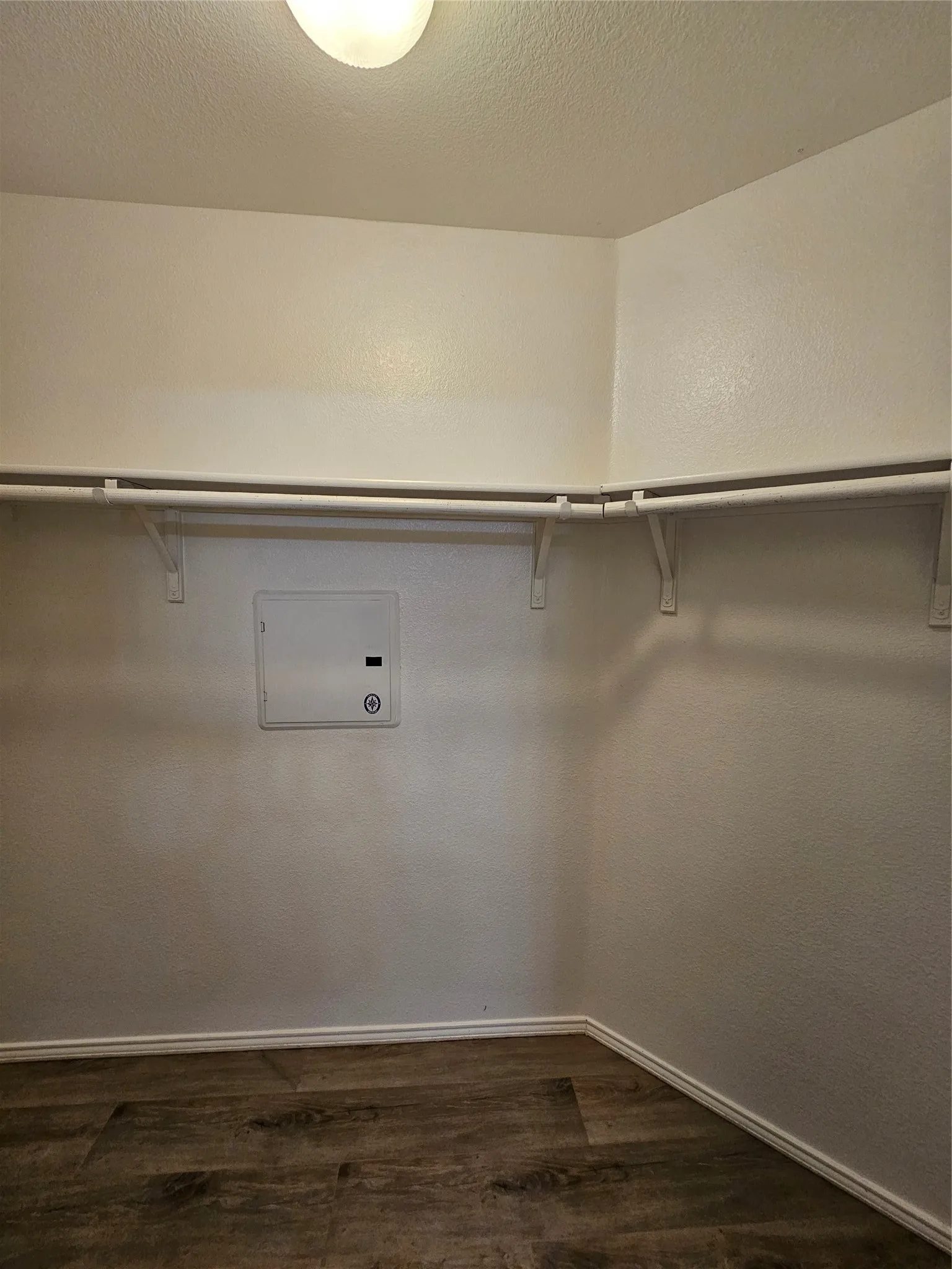 Single Family Residence For Sale in Dallas County , 2210 Marvin Drive, Lancaster, Texas 75134, 4 Bedroom, 2 Bathroom, 2 Garage spaces, 1,953 Sqft, built in 2008, mls#21350935, Real Estate Agent in Lancaster, Homes For Sale in Dallas county, Homes For Sale in Lancaster, Realtor in Lancaster Texas, Real Estate Brokerage Independent Realty Texas, Luminita Cordes Realtor