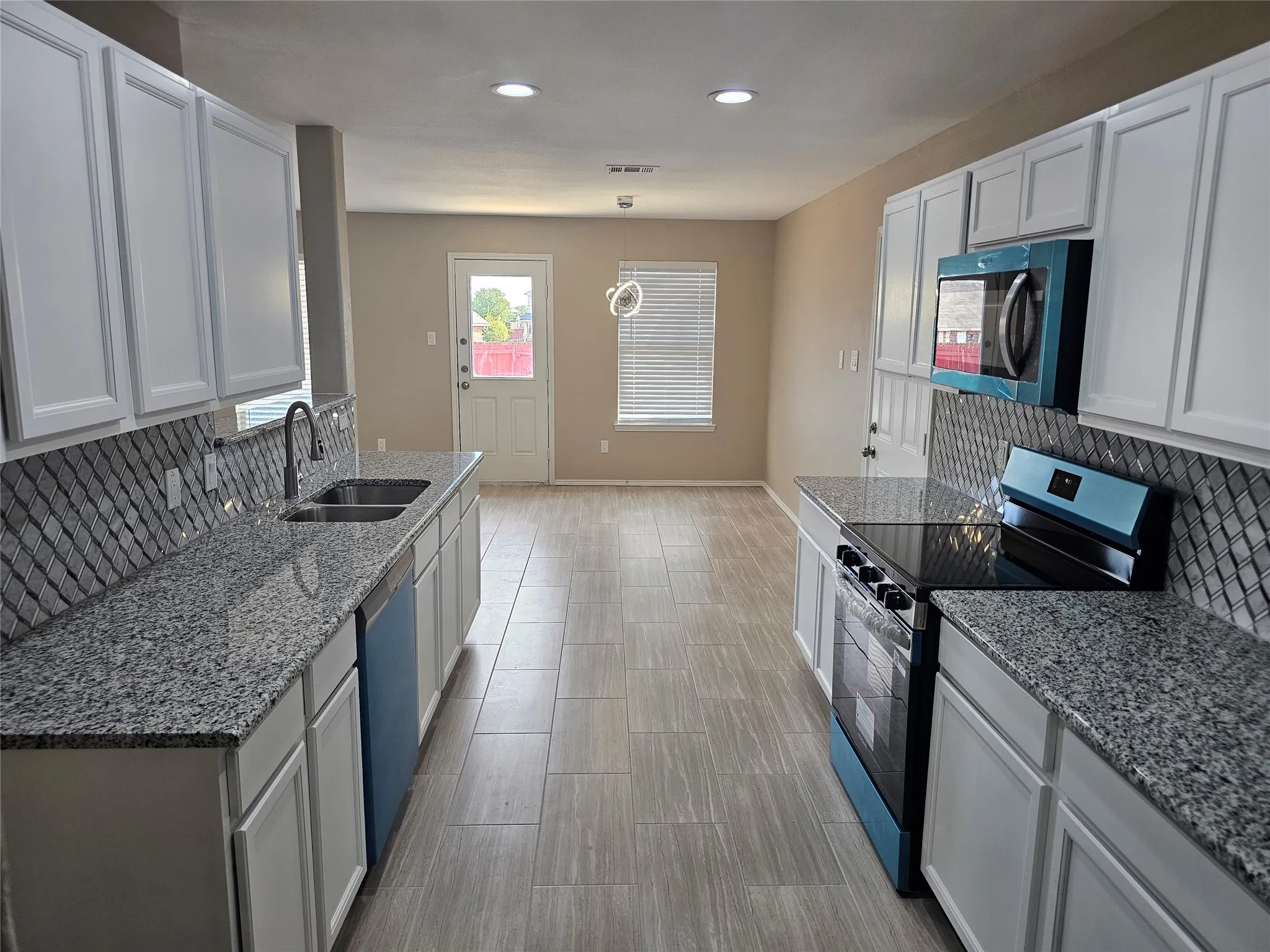 Single Family Residence For Sale in Dallas County , 2210 Marvin Drive, Lancaster, Texas 75134, 4 Bedroom, 2 Bathroom, 2 Garage spaces, 1,953 Sqft, built in 2008, mls#21350935, Real Estate Agent in Lancaster, Homes For Sale in Dallas county, Homes For Sale in Lancaster, Realtor in Lancaster Texas, Real Estate Brokerage Independent Realty Texas, Luminita Cordes Realtor