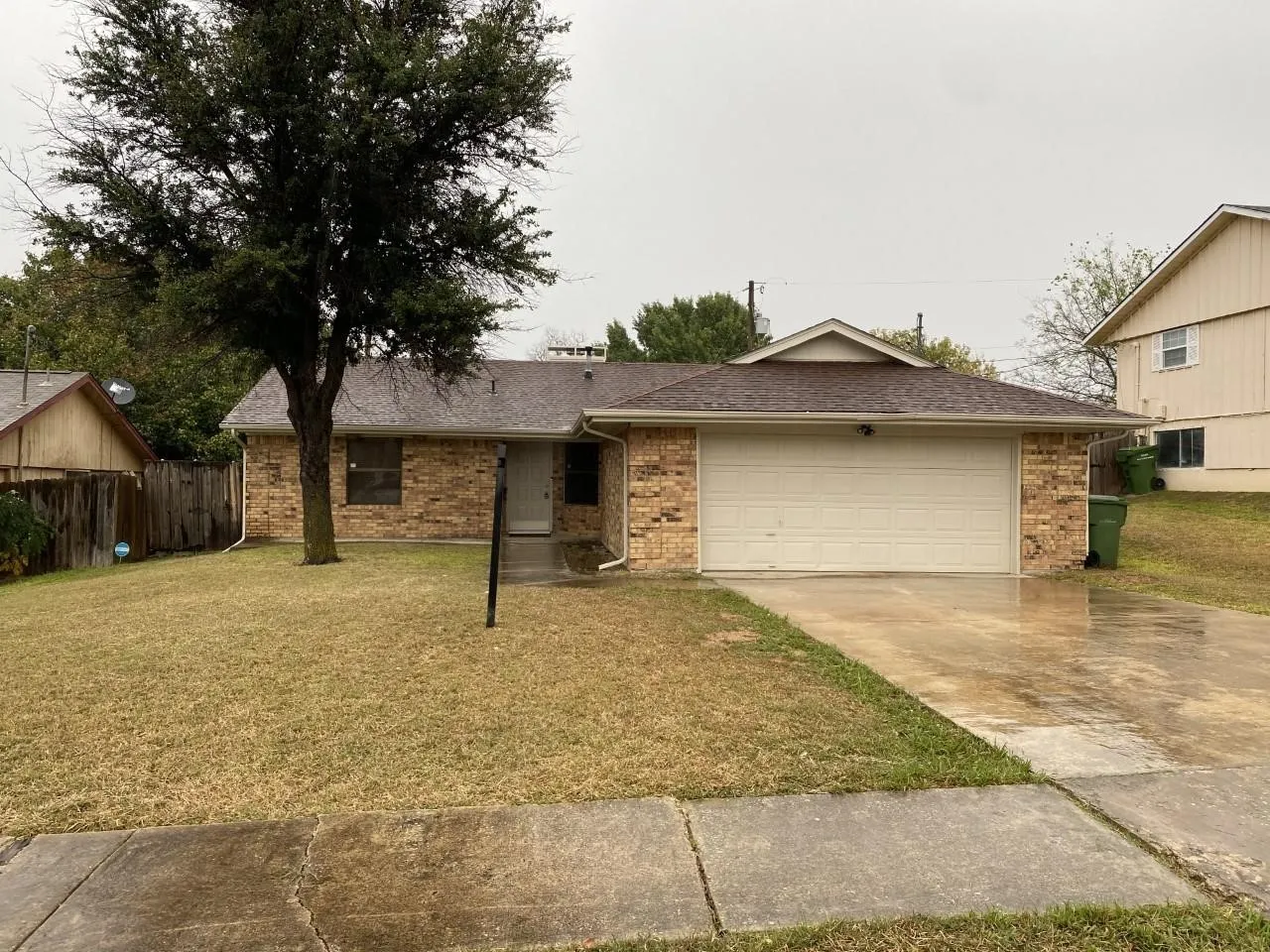 Single Family Residence For Rent in Dallas County , 1105 Montclair Drive, Garland, Texas 75040, 3 Bedroom, 2 Bathroom, 2 Garage spaces, 1,272 Sqft, built in 1986, mls#21350848, Real Estate Agent in Garland, Homes For Rent in Dallas county, Homes For Rent in Garland, Realtor in Garland Texas, Real Estate Brokerage Independent Realty Texas, Luminita Cordes Realtor