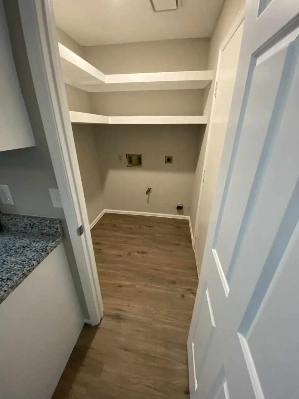 Single Family Residence For Rent in Dallas County , 1105 Montclair Drive, Garland, Texas 75040, 3 Bedroom, 2 Bathroom, 2 Garage spaces, 1,272 Sqft, built in 1986, mls#21350848, Real Estate Agent in Garland, Homes For Rent in Dallas county, Homes For Rent in Garland, Realtor in Garland Texas, Real Estate Brokerage Independent Realty Texas, Luminita Cordes Realtor