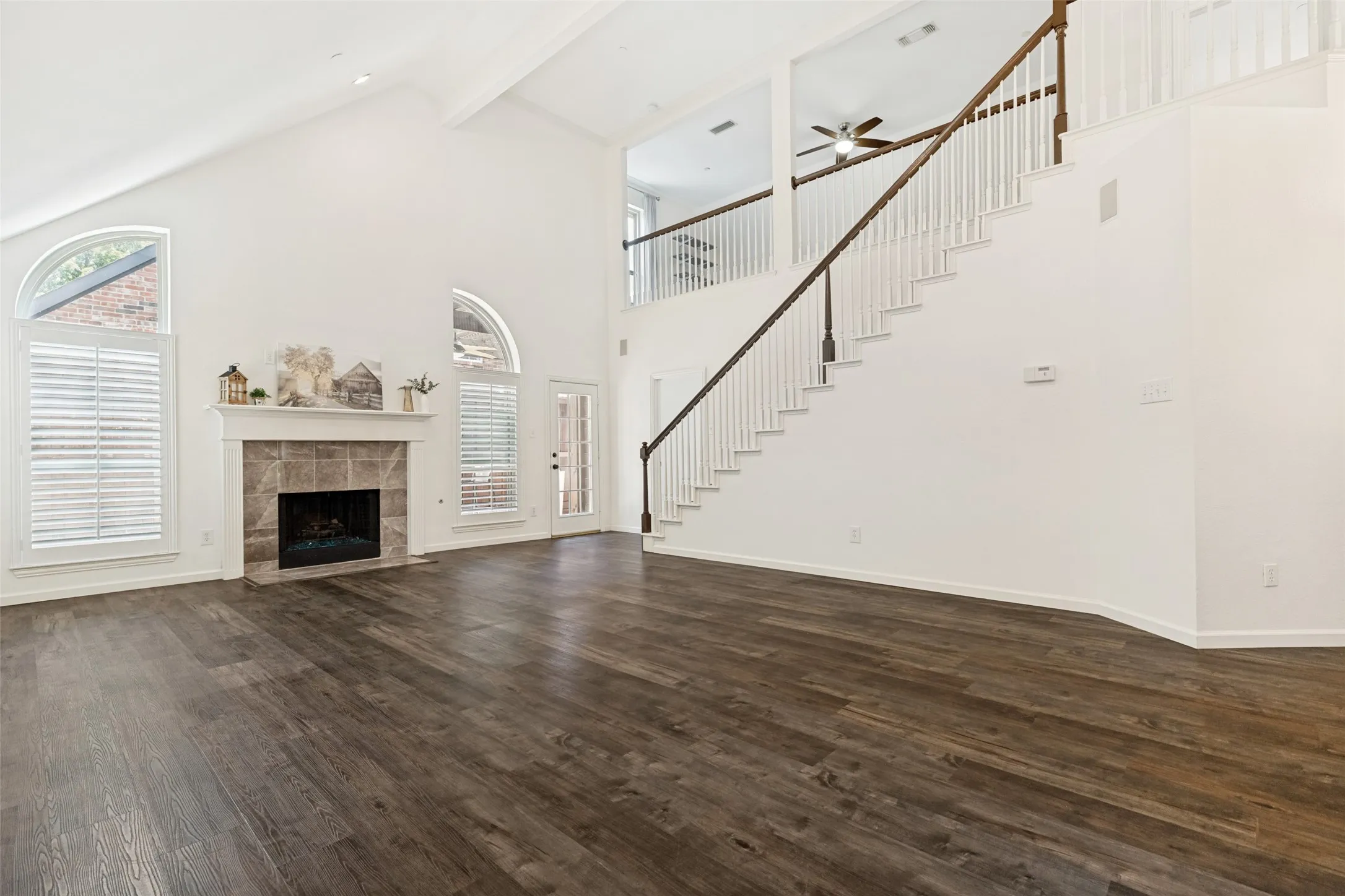 Living Room with Gas Fireplace