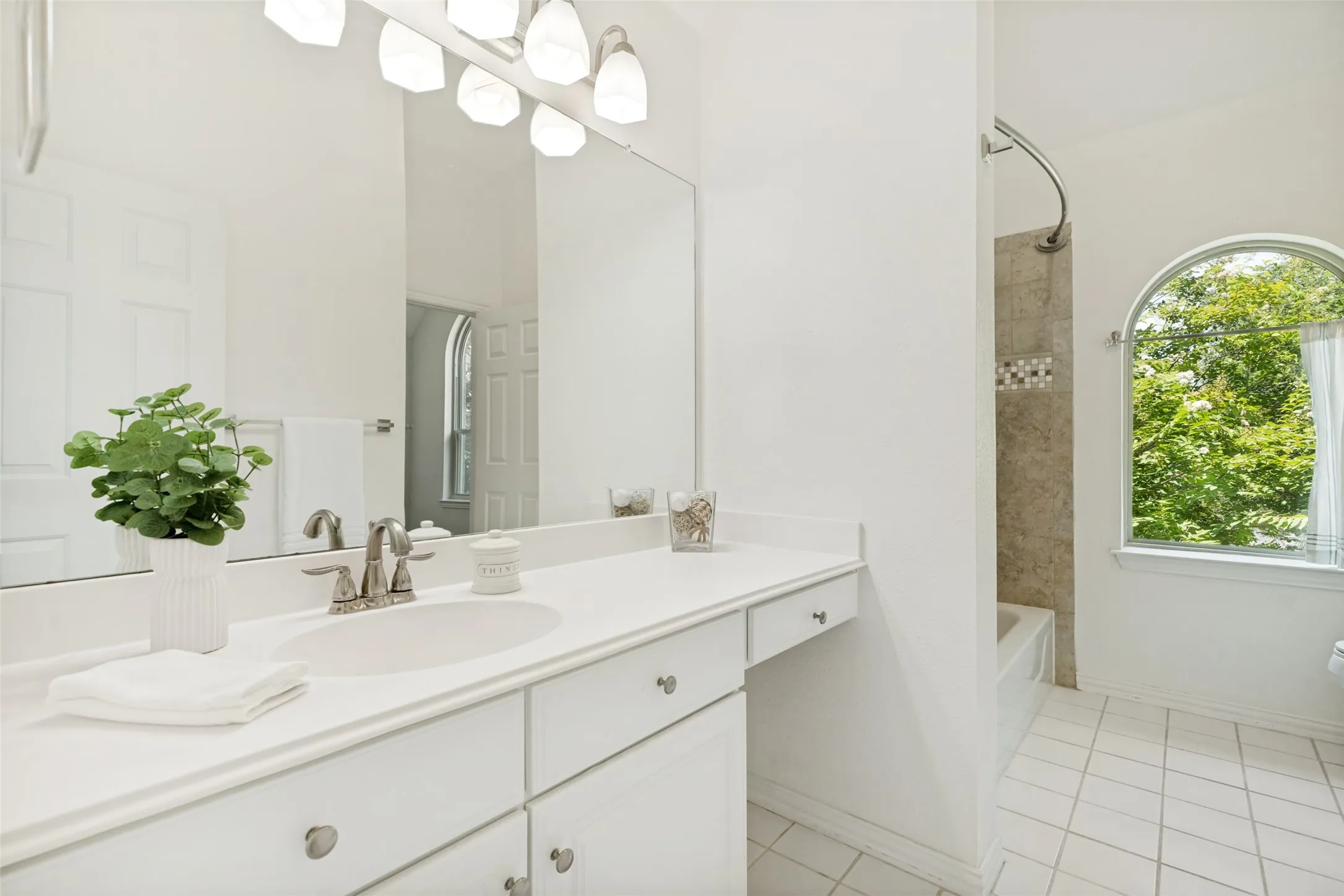 Spacious Guest Bathroom