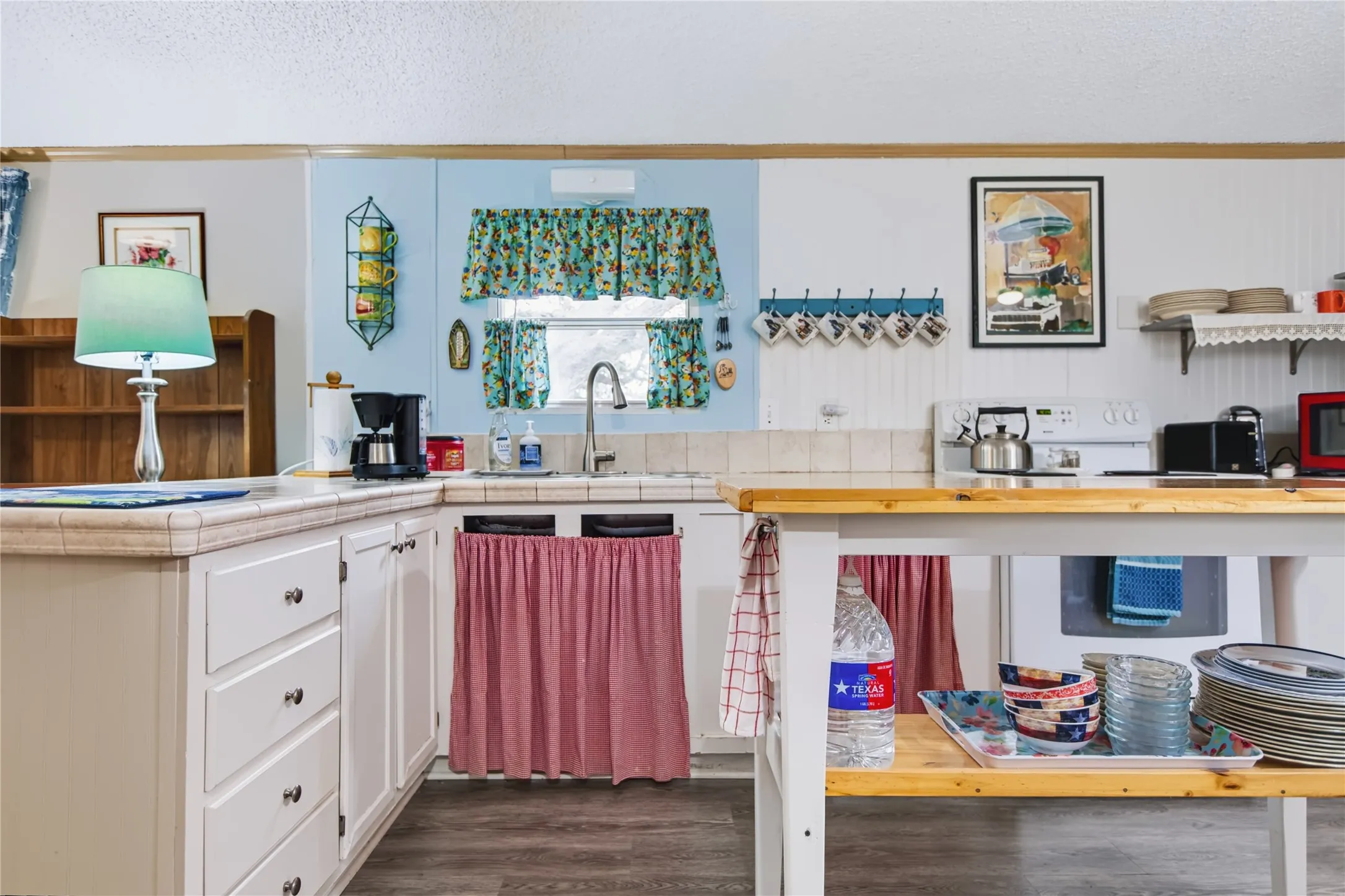 Mobile Home For Sale in Mc Lennan County , 531 River Park Road, Waco, Texas 76657, 2 Bedroom, 2 Bathroom, Garage spaces, 1,056 Sqft, built in 1996, mls#21350938, Real Estate Agent in Waco, Homes For Sale in Mc Lennan county, Homes For Sale in Waco, Realtor in Waco Texas, Real Estate Brokerage Independent Realty Texas, Luminita Cordes Realtor