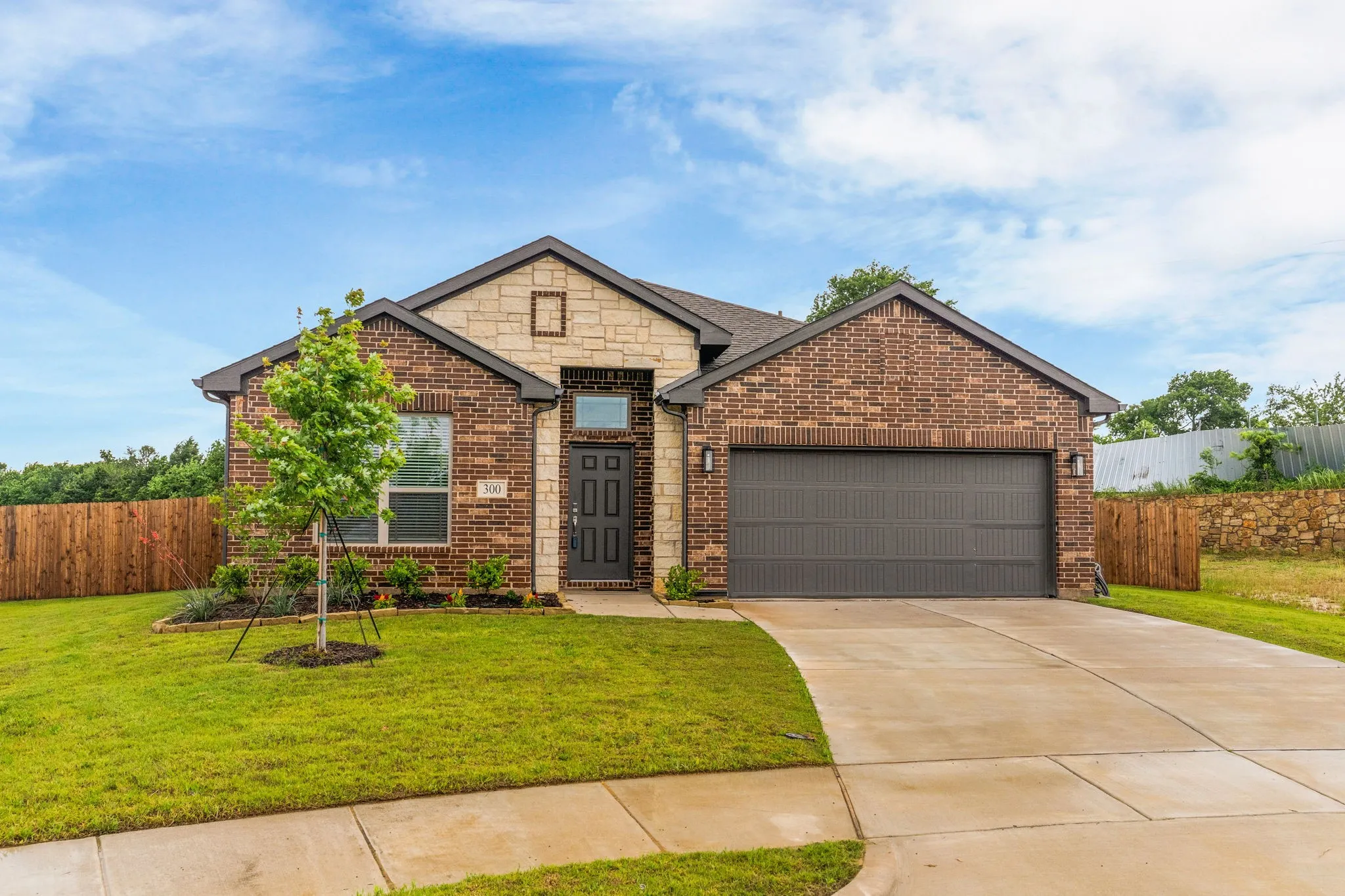 Single Family Residence For Sale in Collin County , 300 Heritage Grove Road, Blue Ridge, Texas 75424, 4 Bedroom, 2 Bathroom, 2 Garage spaces, 1,957 Sqft, built in 2024, mls#21348710, Real Estate Agent in Blue Ridge, Homes For Sale in Collin county, Homes For Sale in Blue Ridge, Realtor in Blue Ridge Texas, Real Estate Brokerage Independent Realty Texas, Luminita Cordes Realtor