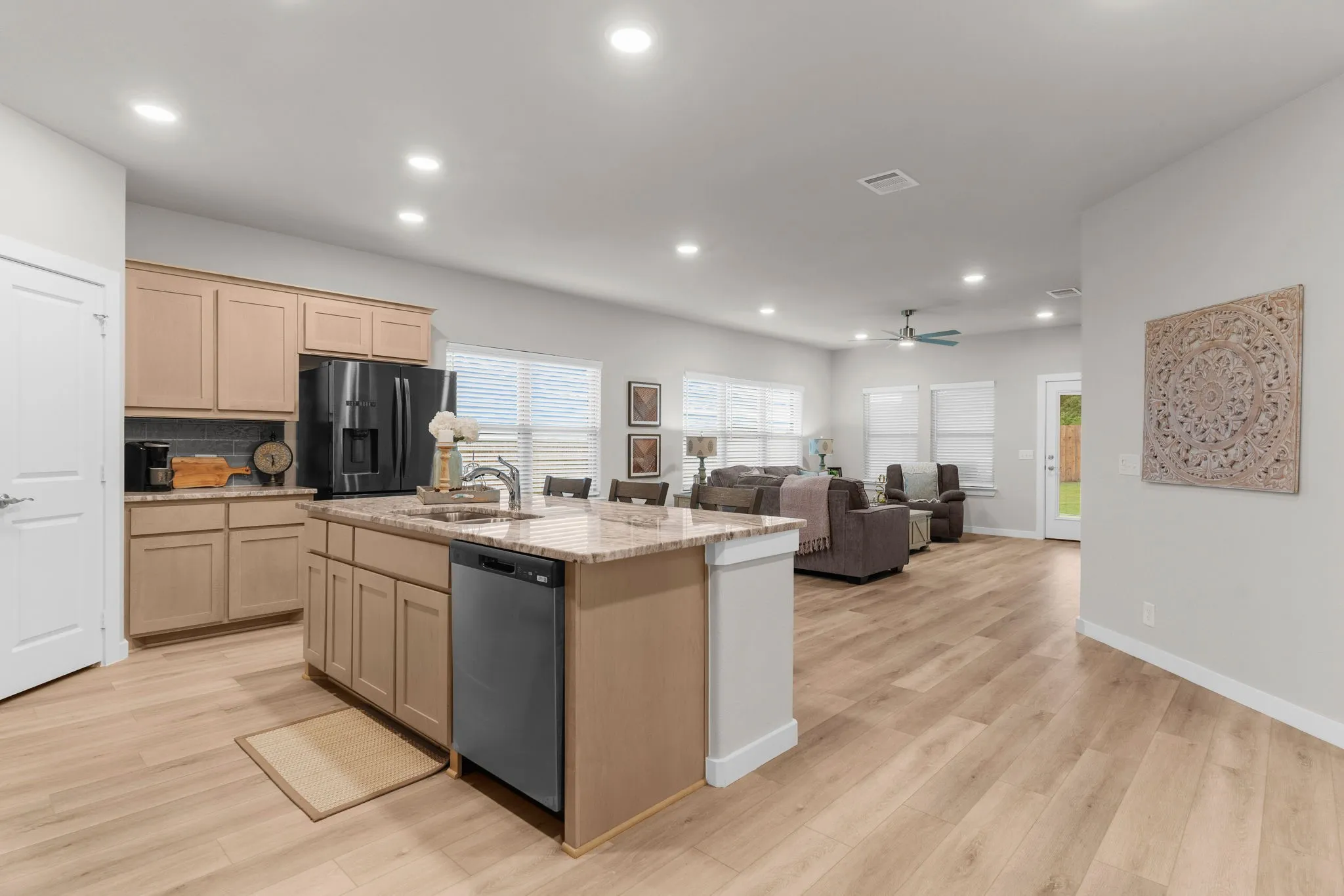 Single Family Residence For Sale in Collin County , 300 Heritage Grove Road, Blue Ridge, Texas 75424, 4 Bedroom, 2 Bathroom, 2 Garage spaces, 1,957 Sqft, built in 2024, mls#21348710, Real Estate Agent in Blue Ridge, Homes For Sale in Collin county, Homes For Sale in Blue Ridge, Realtor in Blue Ridge Texas, Real Estate Brokerage Independent Realty Texas, Luminita Cordes Realtor
