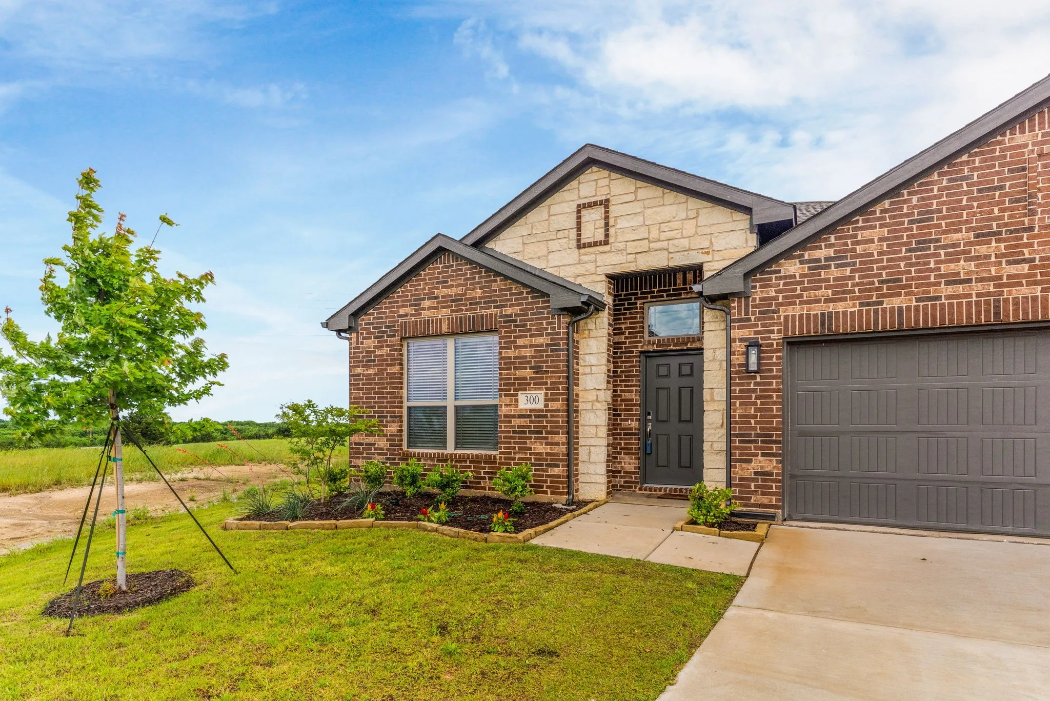 Single Family Residence For Sale in Collin County , 300 Heritage Grove Road, Blue Ridge, Texas 75424, 4 Bedroom, 2 Bathroom, 2 Garage spaces, 1,957 Sqft, built in 2024, mls#21348710, Real Estate Agent in Blue Ridge, Homes For Sale in Collin county, Homes For Sale in Blue Ridge, Realtor in Blue Ridge Texas, Real Estate Brokerage Independent Realty Texas, Luminita Cordes Realtor