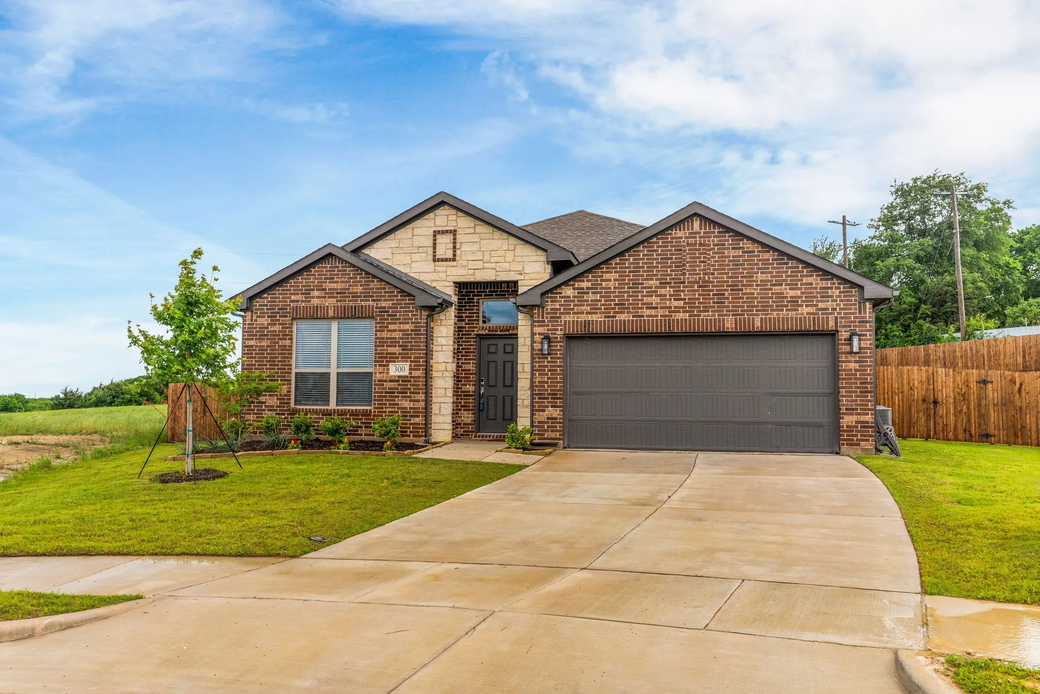 Single Family Residence For Sale in Collin County , 300 Heritage Grove Road, Blue Ridge, Texas 75424, 4 Bedroom, 2 Bathroom, 2 Garage spaces, 1,957 Sqft, built in 2024, mls#21348710, Real Estate Agent in Blue Ridge, Homes For Sale in Collin county, Homes For Sale in Blue Ridge, Realtor in Blue Ridge Texas, Real Estate Brokerage Independent Realty Texas, Luminita Cordes Realtor
