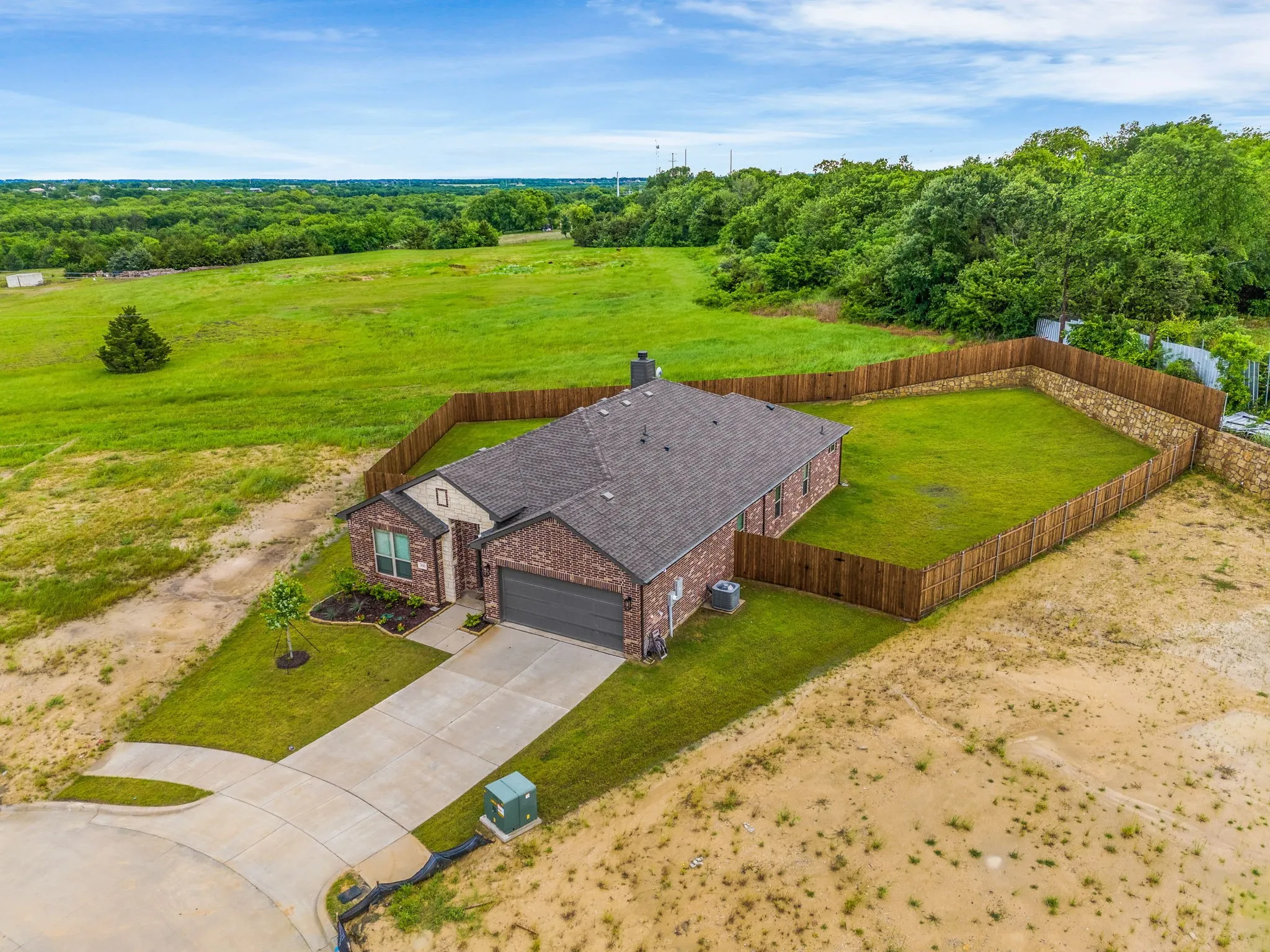 Single Family Residence For Sale in Collin County , 300 Heritage Grove Road, Blue Ridge, Texas 75424, 4 Bedroom, 2 Bathroom, 2 Garage spaces, 1,957 Sqft, built in 2024, mls#21348710, Real Estate Agent in Blue Ridge, Homes For Sale in Collin county, Homes For Sale in Blue Ridge, Realtor in Blue Ridge Texas, Real Estate Brokerage Independent Realty Texas, Luminita Cordes Realtor